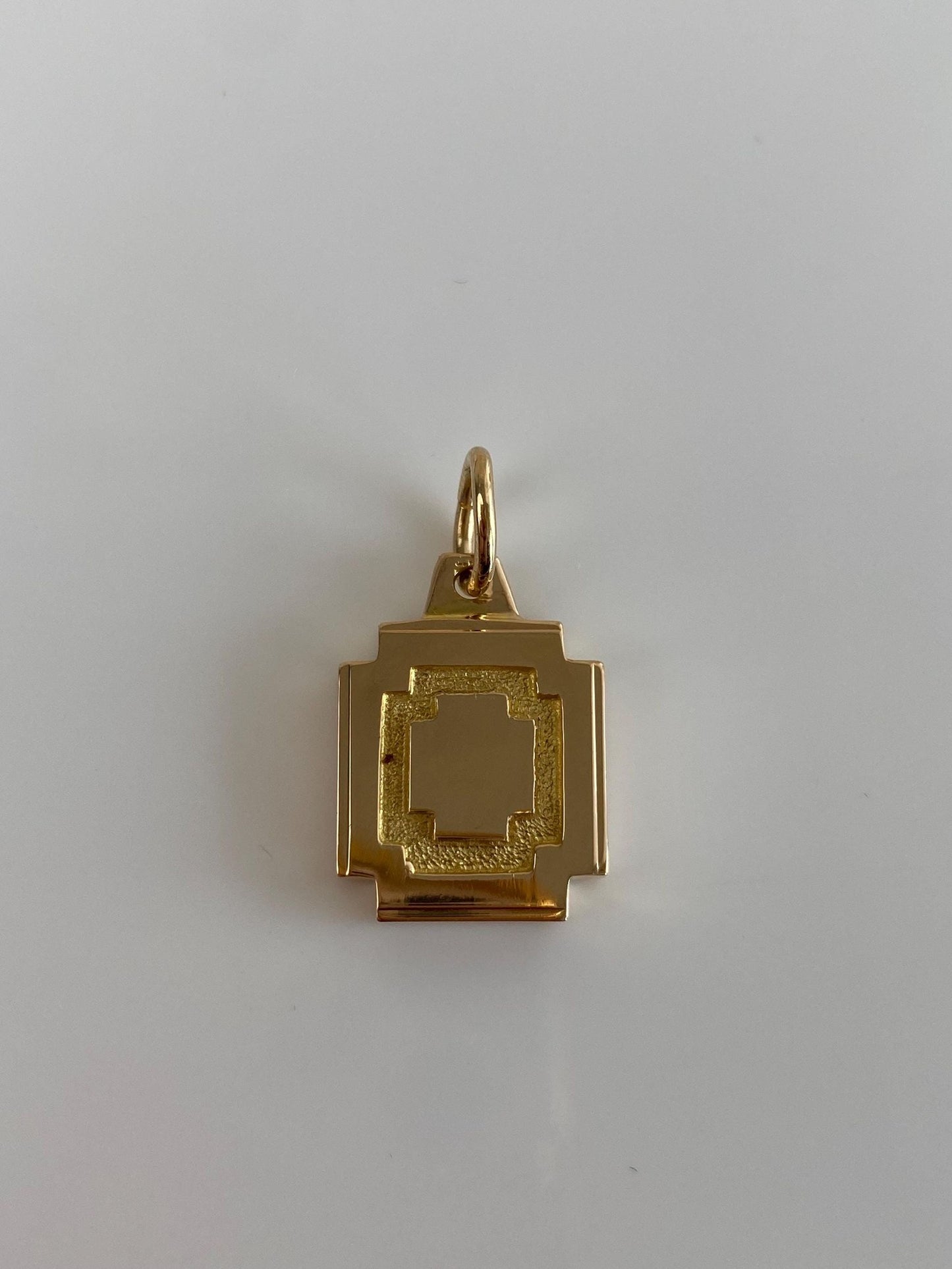 Vintage Solid 14k Yellow Gold Charm