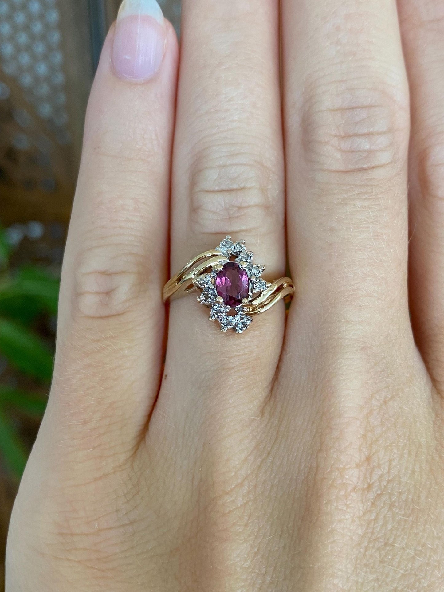 Vintage Solid 14k White & Yellow Gold Diamonds Pink Tourmaline Twist Ring - Size 6