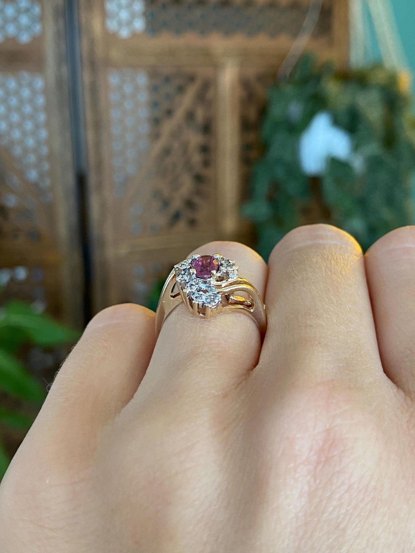 Vintage Solid 14k White & Yellow Gold Diamonds Pink Tourmaline Twist Ring - Size 6