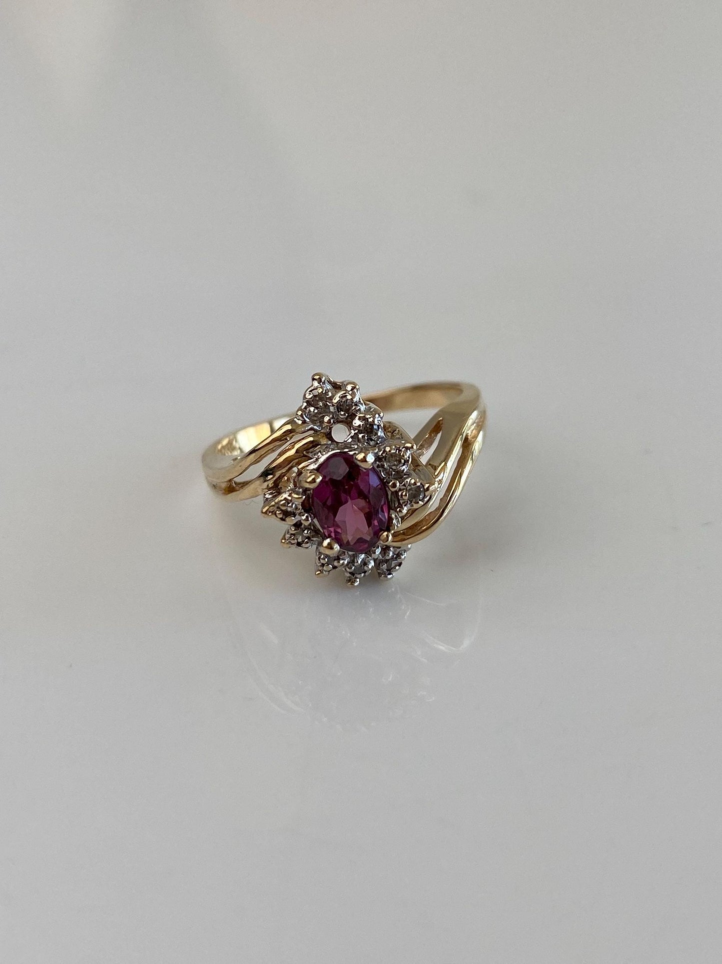 Vintage Solid 14k White & Yellow Gold Diamonds Pink Tourmaline Twist Ring - Size 6