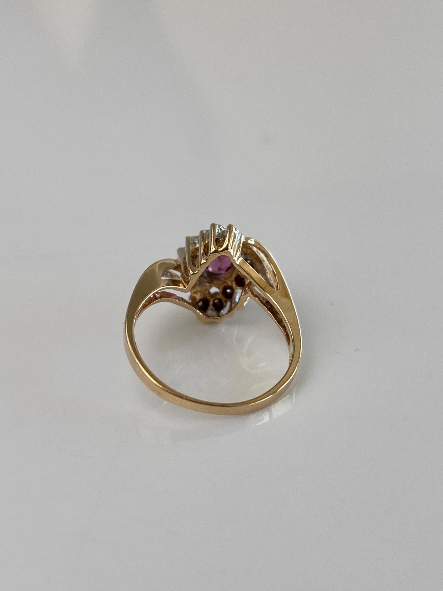 Vintage Solid 14k White & Yellow Gold Diamonds Pink Tourmaline Twist Ring - Size 6
