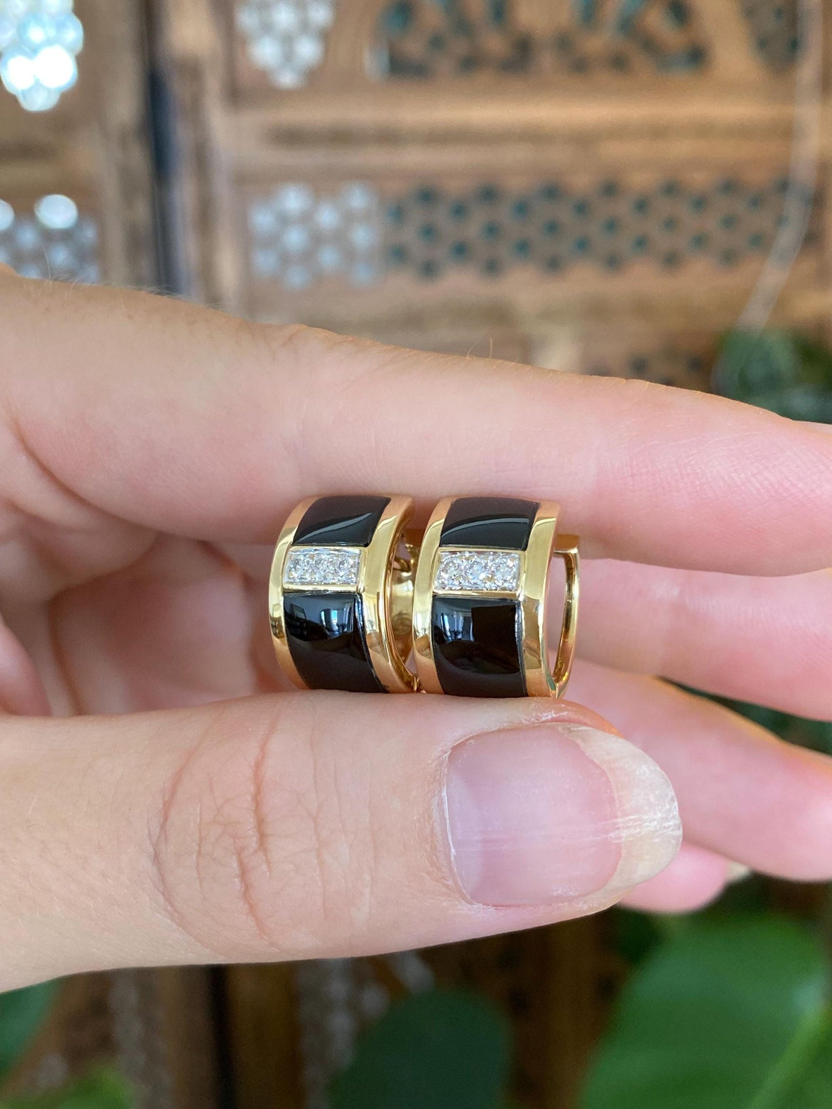 Vintage Solid 18k Yellow Gold Onyx Inlay Diamonds Hoop Earrings