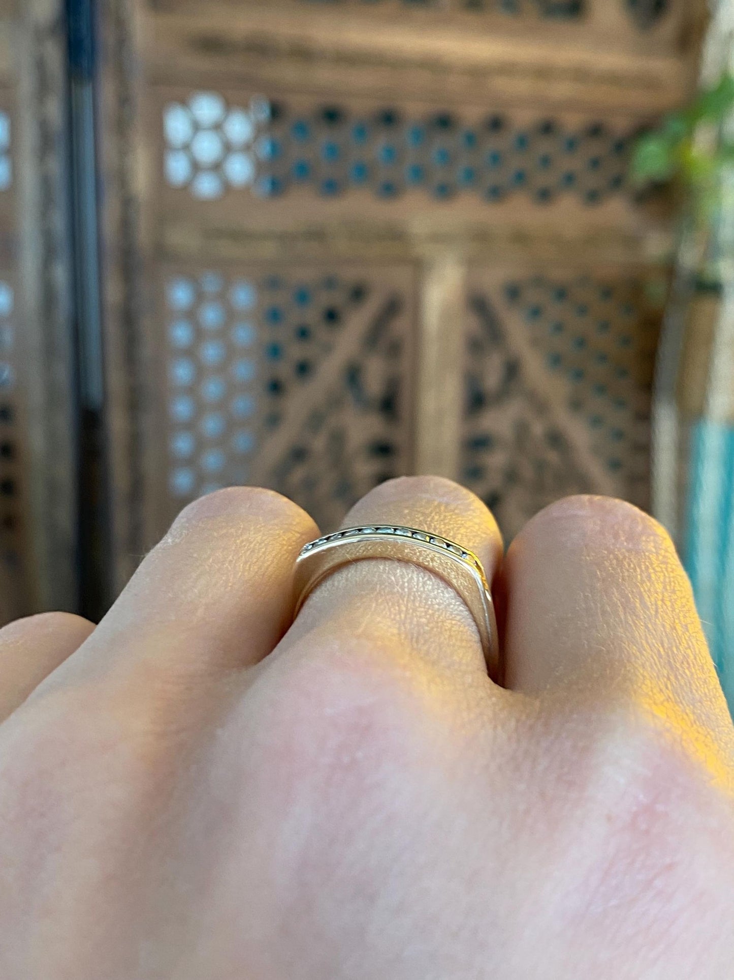 Vintage Solid 14k Yellow Gold Diamond Square Ring Band - Size 6.25