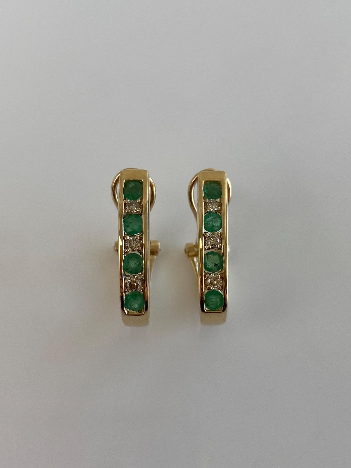 Vintage Solid 14k Yellow Gold Diamond Emerald Drop Earrings