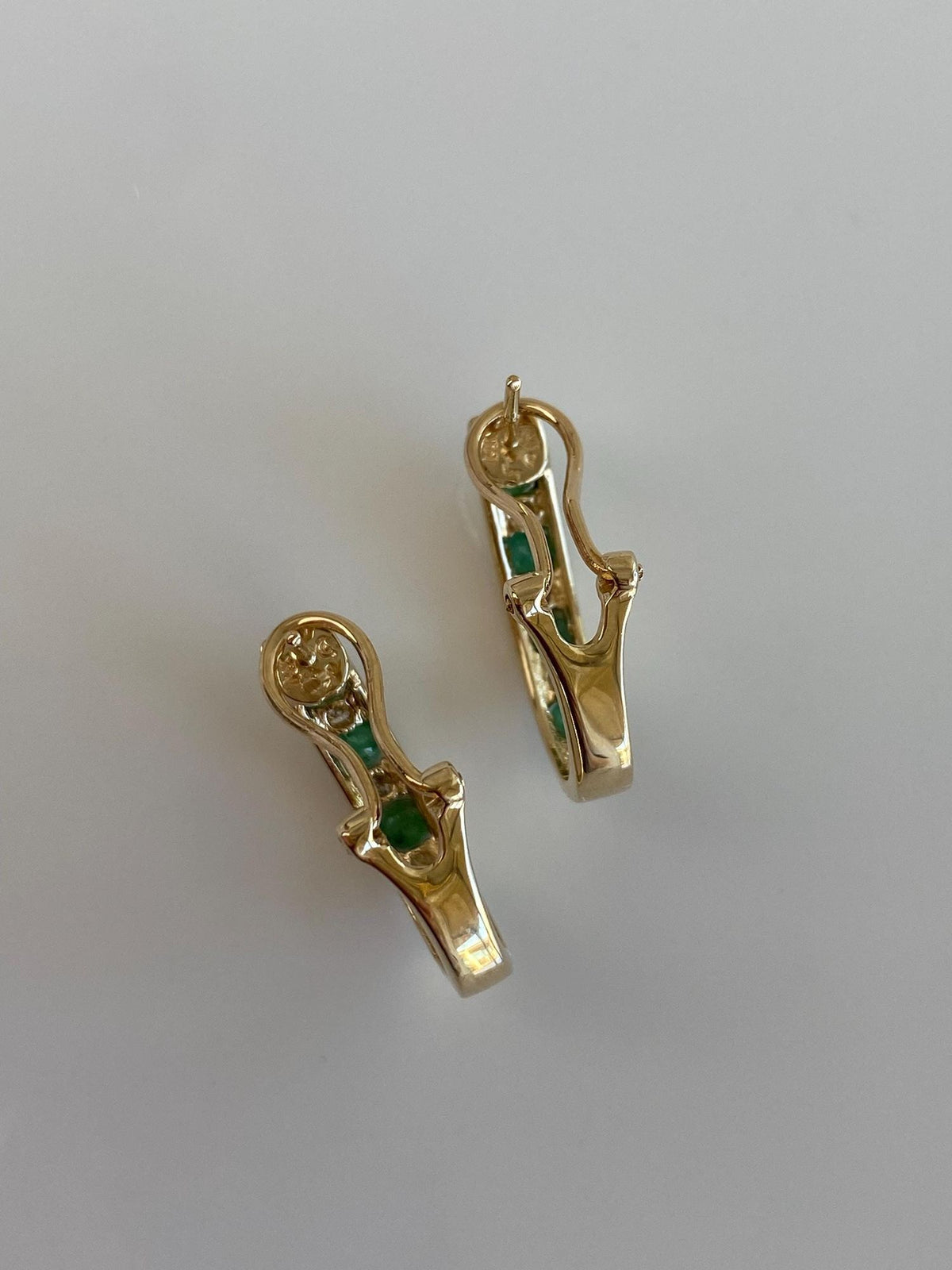 Vintage Solid 14k Yellow Gold Diamond Emerald Drop Earrings