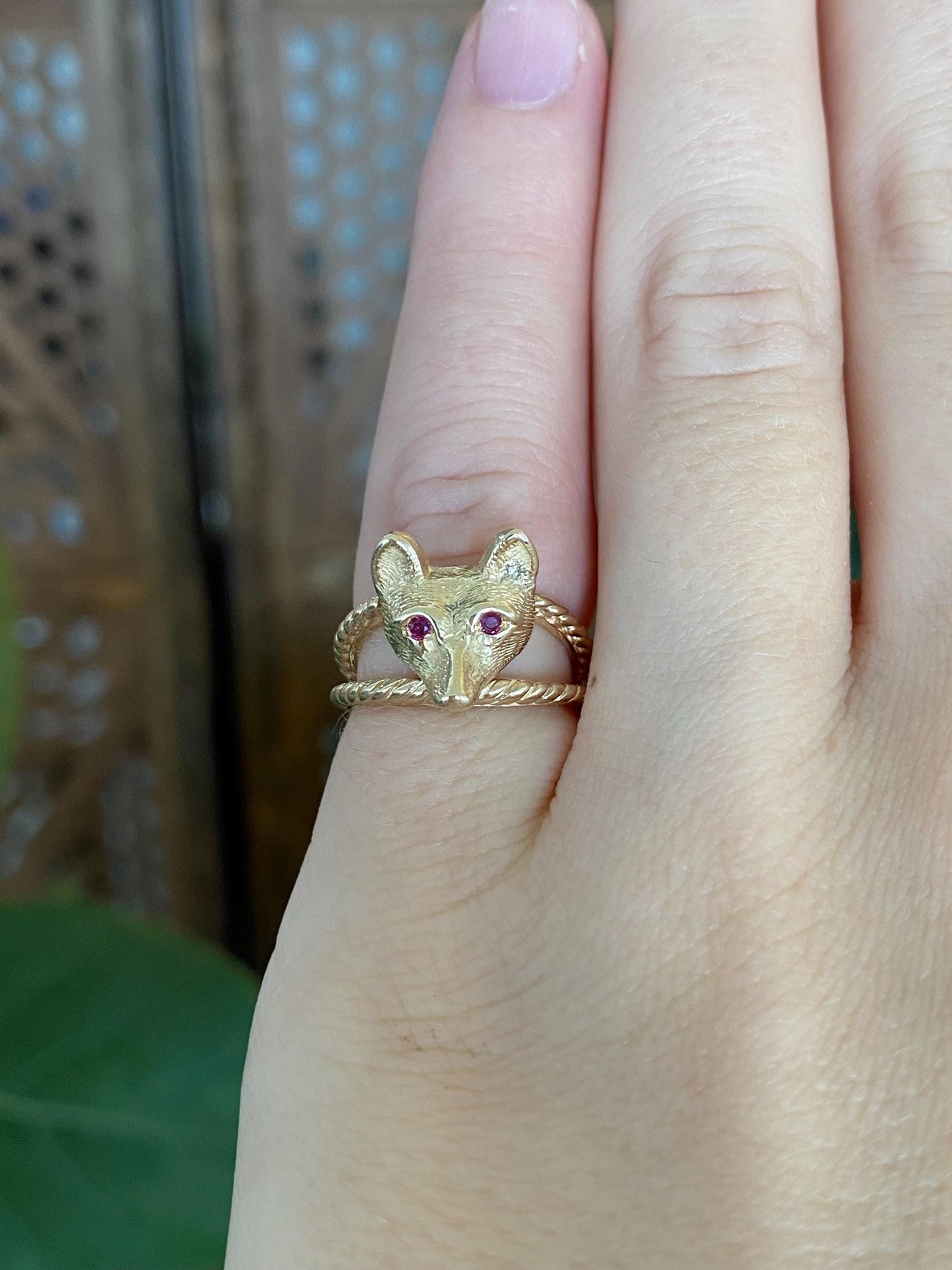 Vintage Solid 14k Yellow Gold Ruby Eyes Fox Ring - Size 3