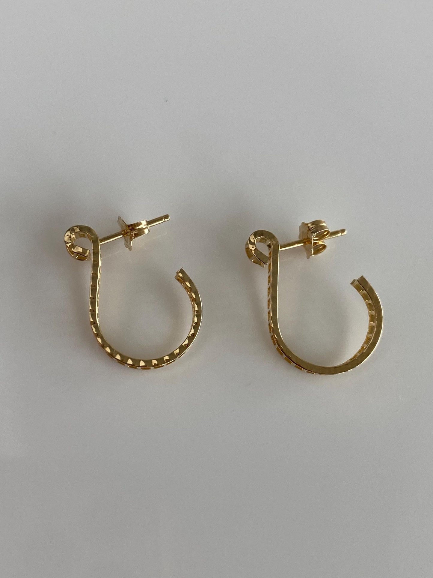Vintage Solid 14k Yellow Gold Open Work Drop Earrings
