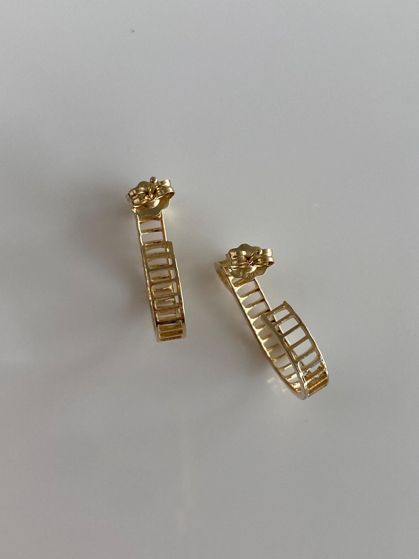 Vintage Solid 14k Yellow Gold Open Work Drop Earrings