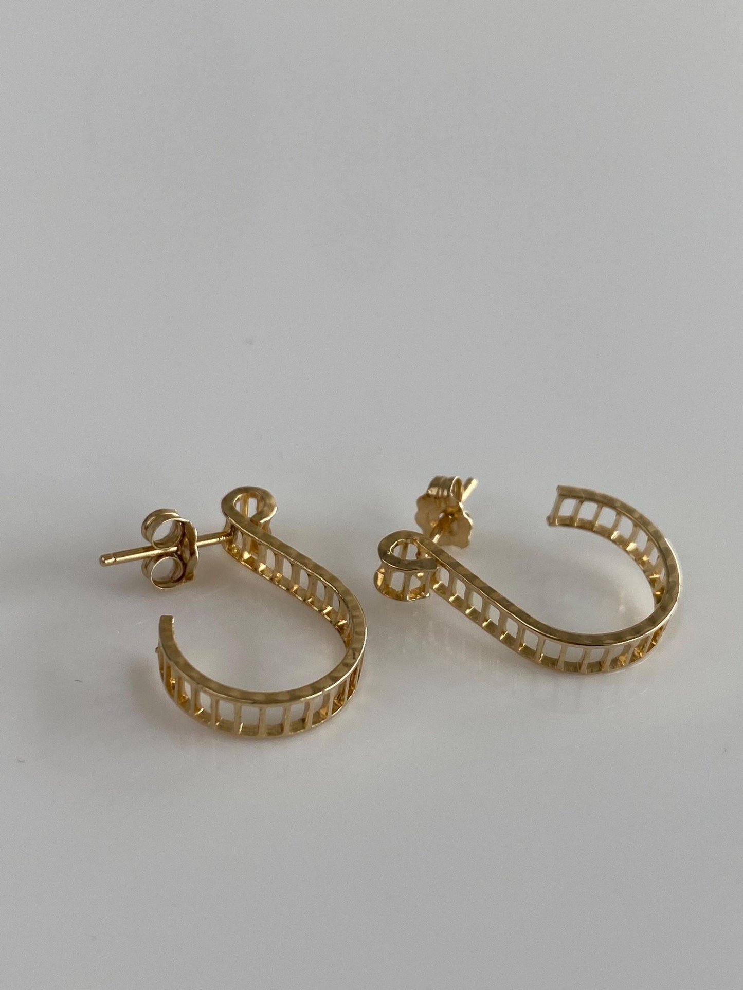 Vintage Solid 14k Yellow Gold Open Work Drop Earrings