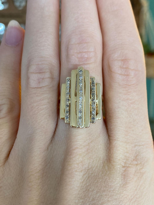 Vintage Solid 14k Yellow Gold Diamond Slatted Stepped Art Deco Style Ring - Size 6.5