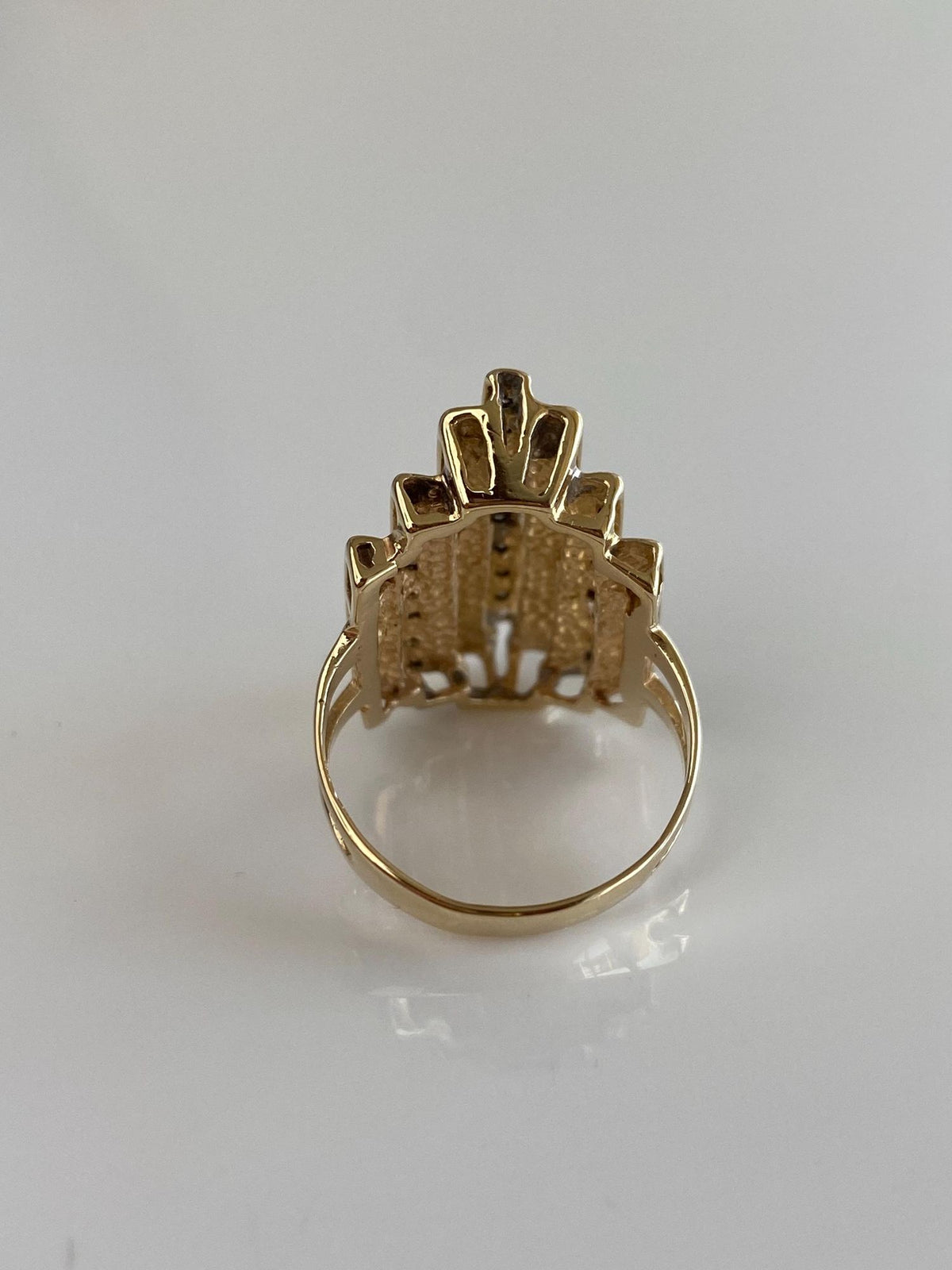 Vintage Solid 14k Yellow Gold Diamond Slatted Stepped Art Deco Style Ring - Size 6.5
