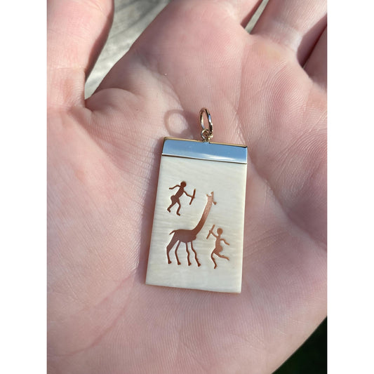 Vintage Solid 9k Yellow Gold White Stone Carved Giraffe Charm