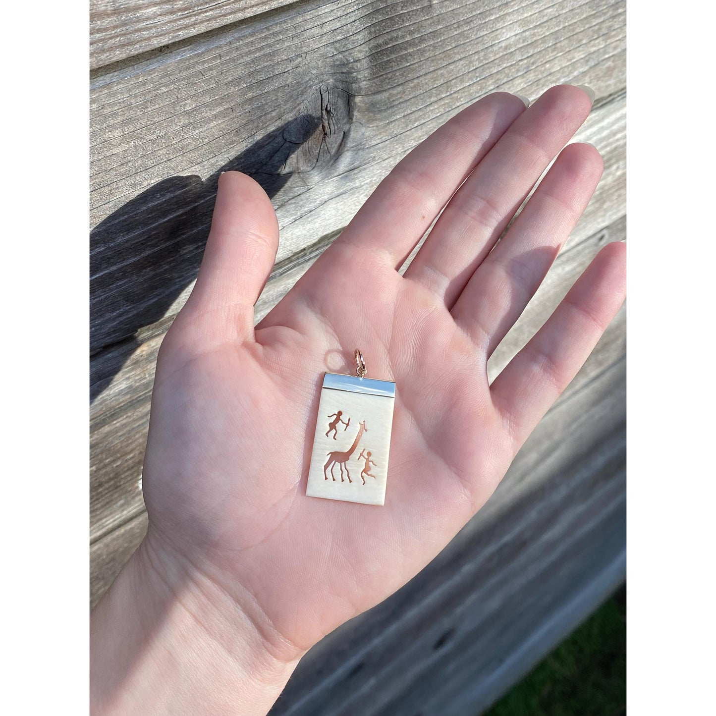 Vintage Solid 9k Yellow Gold White Stone Carved Giraffe Charm