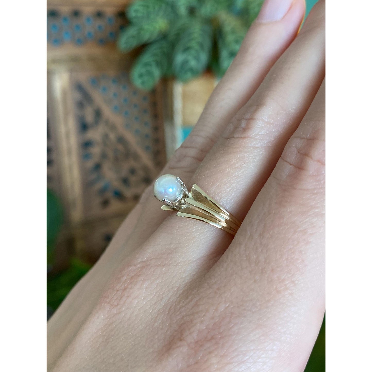 Vintage Solid 14k Yellow Gold Pearl Ring - Size 7.25