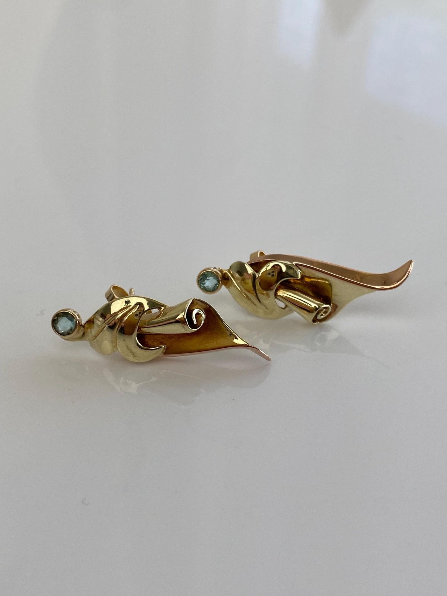 Vintage Solid 14k Yellow & Rose Gold Light Blue Cubic Zirconia Drop Earrings