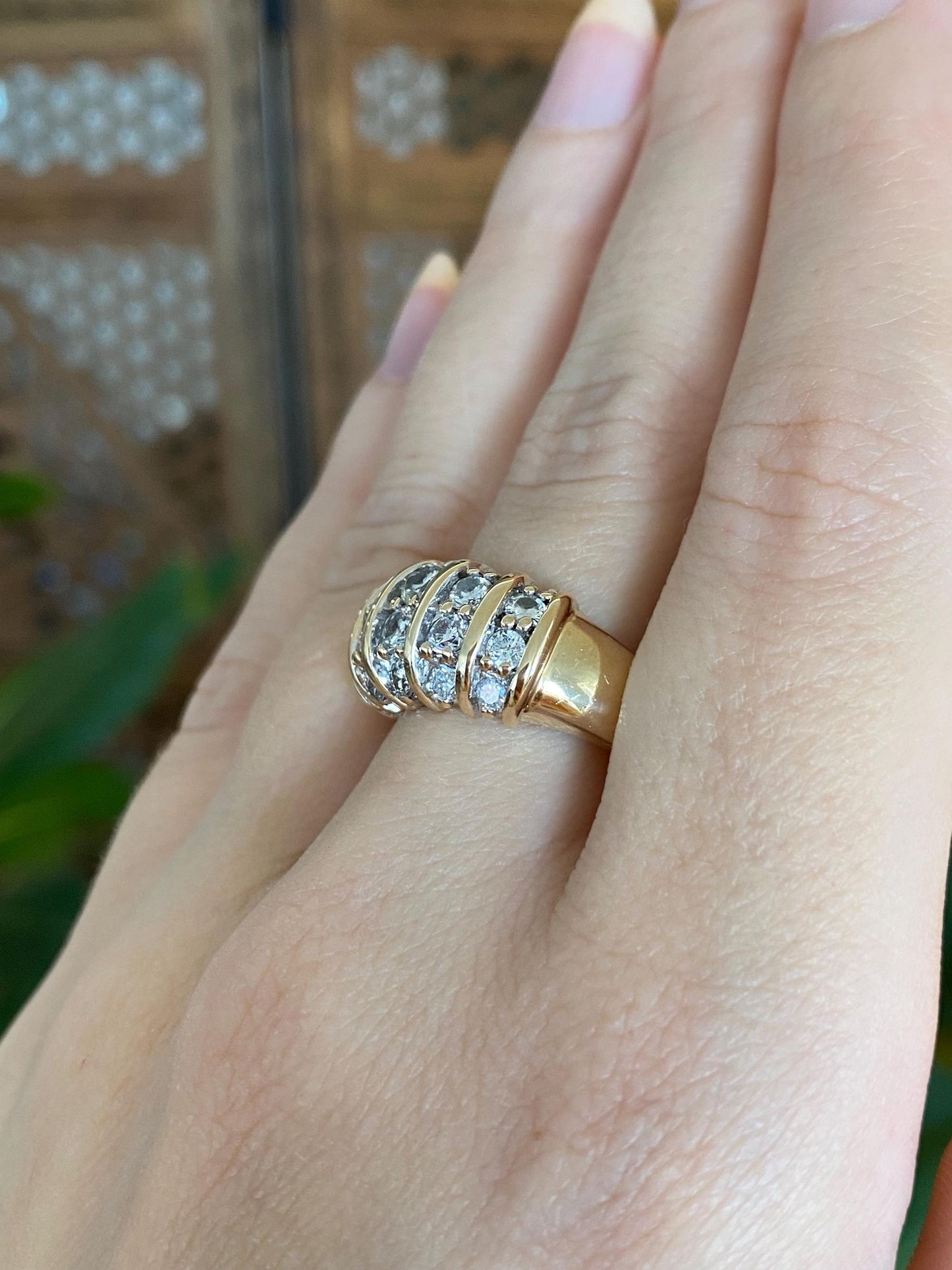 Vintage Solid 14k Yellow Gold Diamonds Ring Band - Size 8