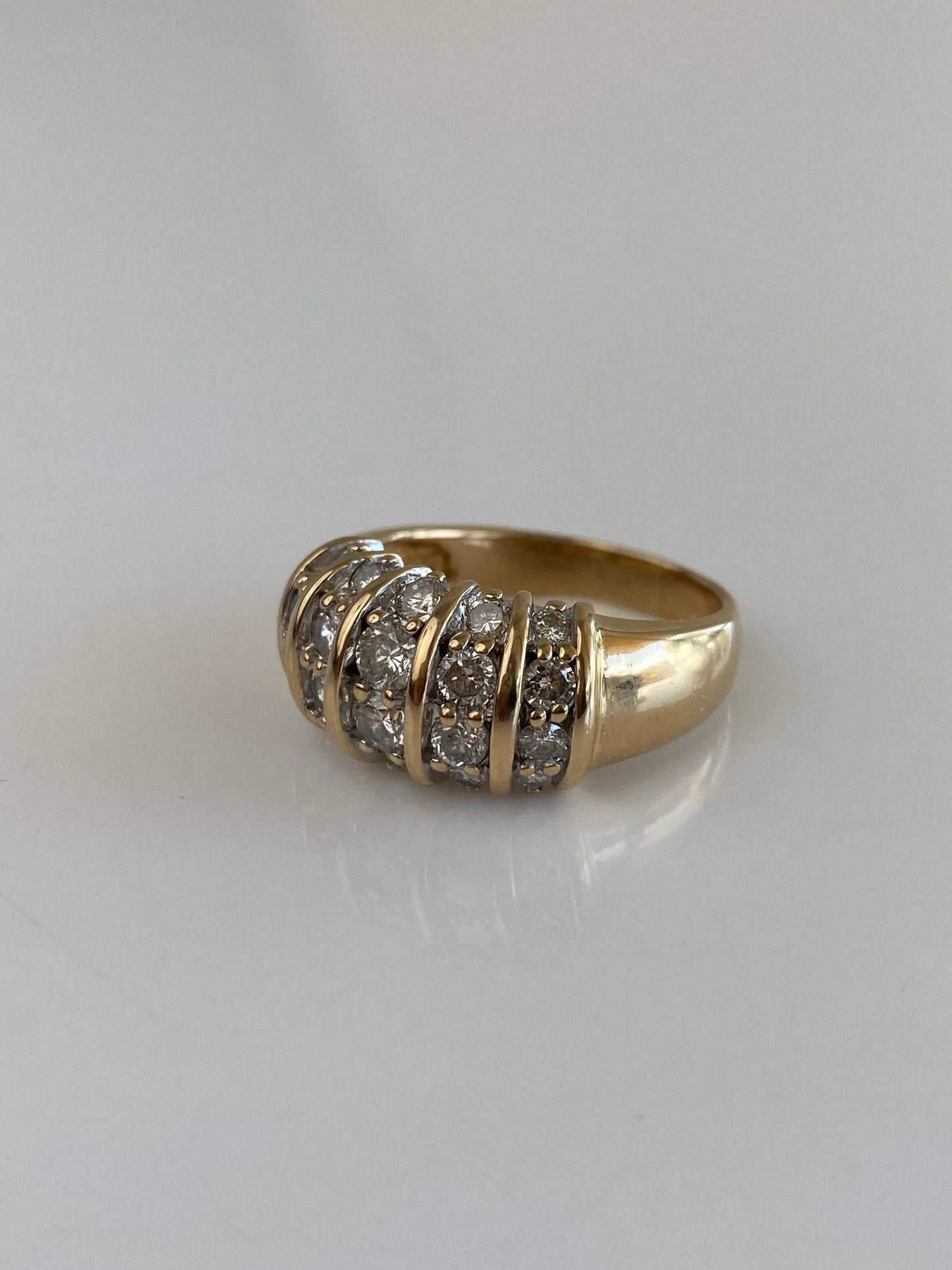Vintage Solid 14k Yellow Gold Diamonds Ring Band - Size 8