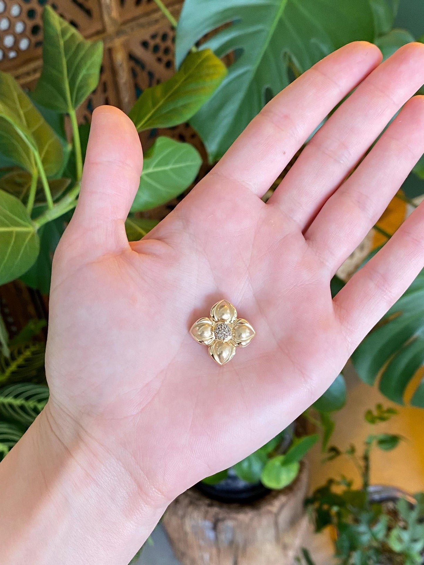 Vintage Solid 14k Yellow Gold Champagne Diamond Flower Slide Charm