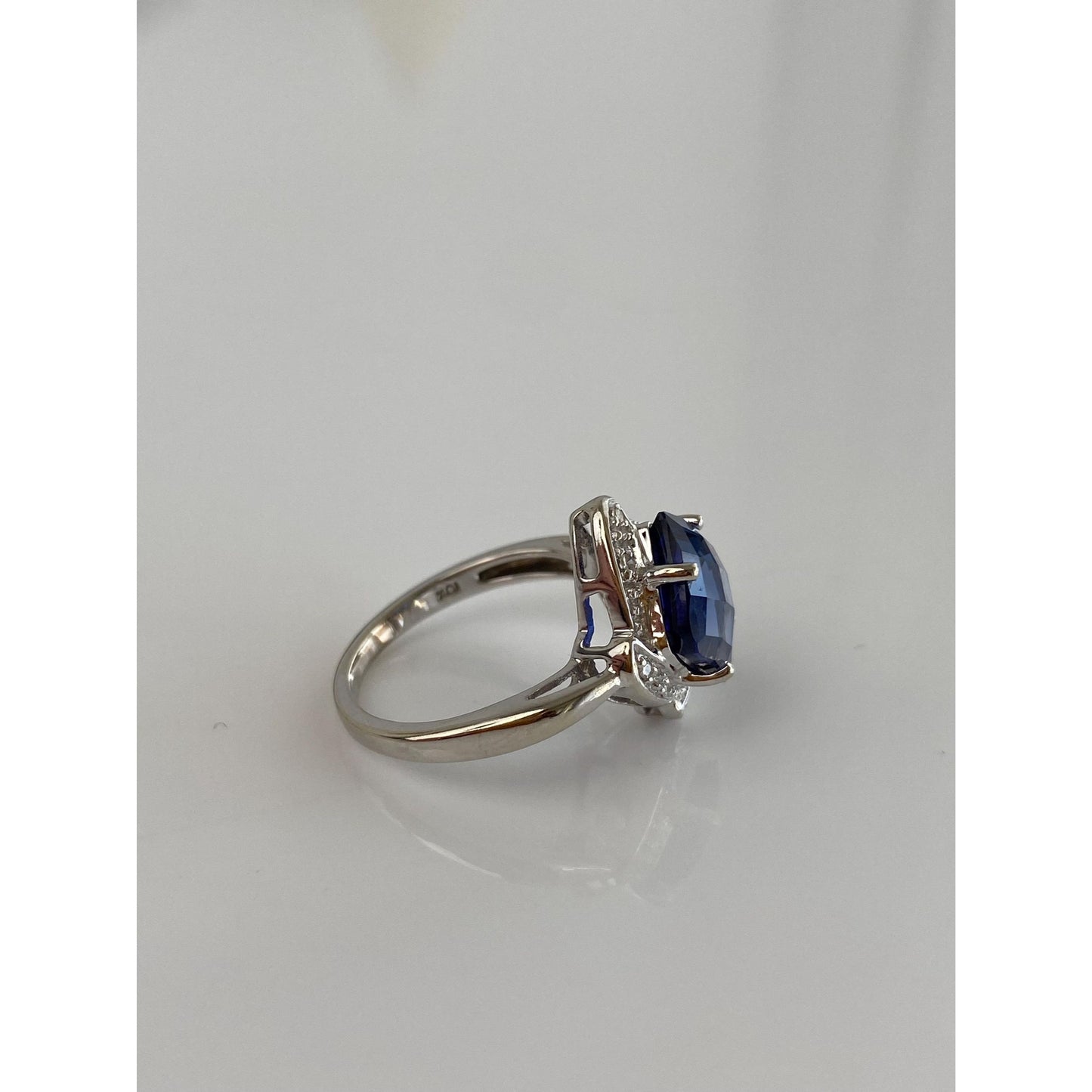 Vintage Solid 10k White Gold Diamond Blue Sapphire Ring - Size 5.5