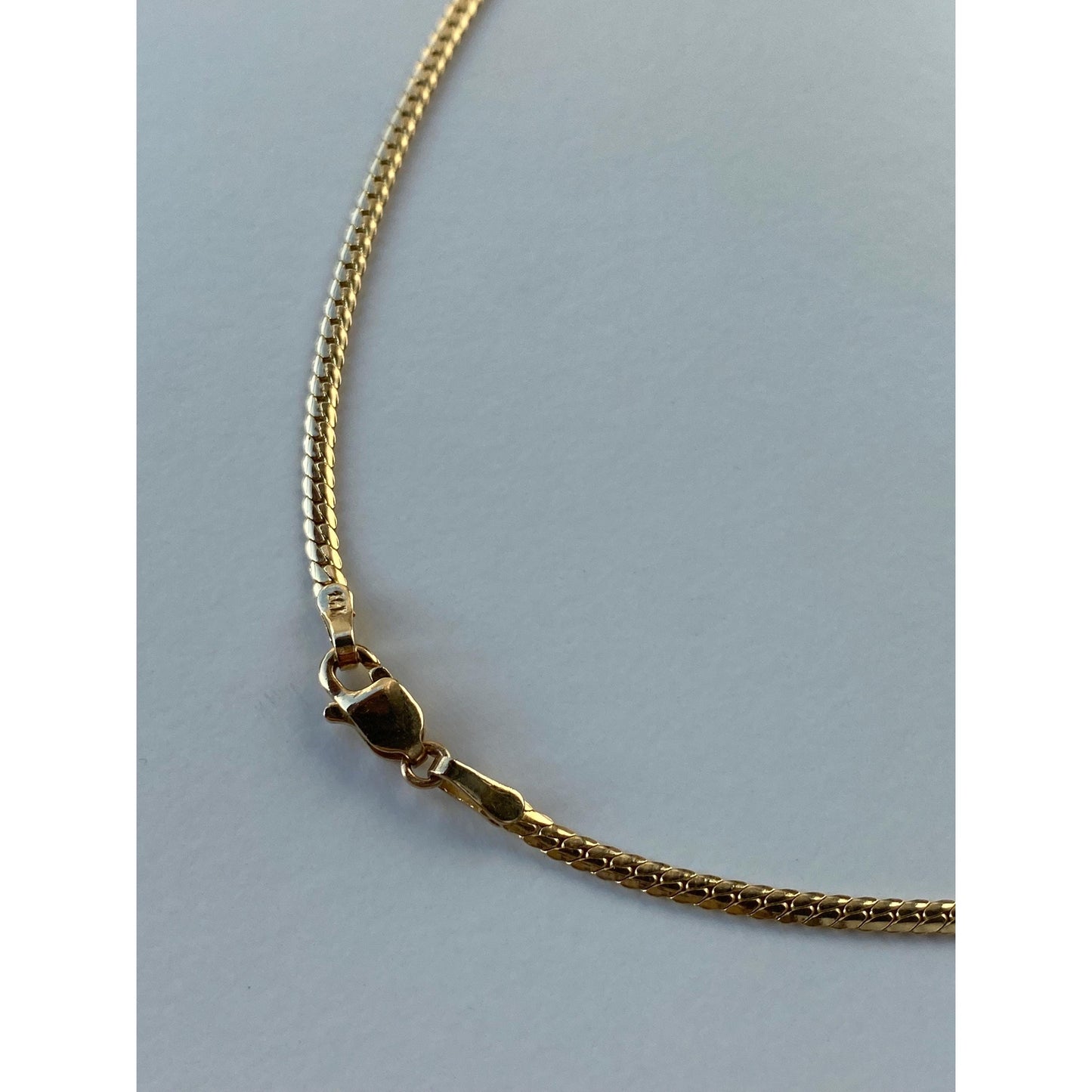 Vintage Solid 14k Yellow Gold Diamond Heart Hands Flat Chain Necklace - 16.75 inches