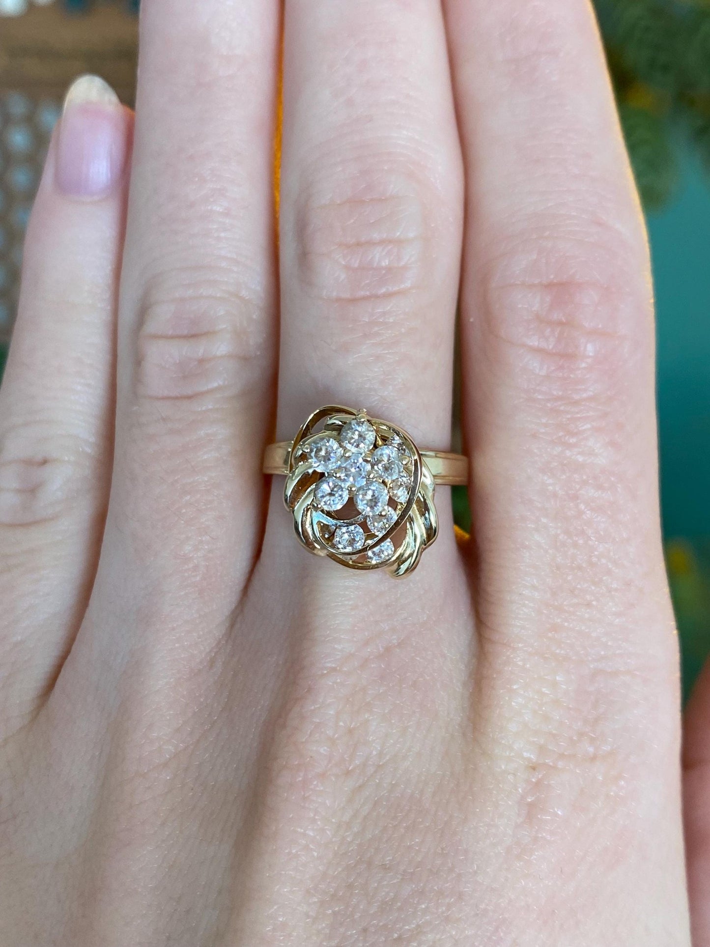 Vintage Solid 14k Yellow Gold Clear Cubic Zirconia Spinner Fidget Ring - Size 7.25