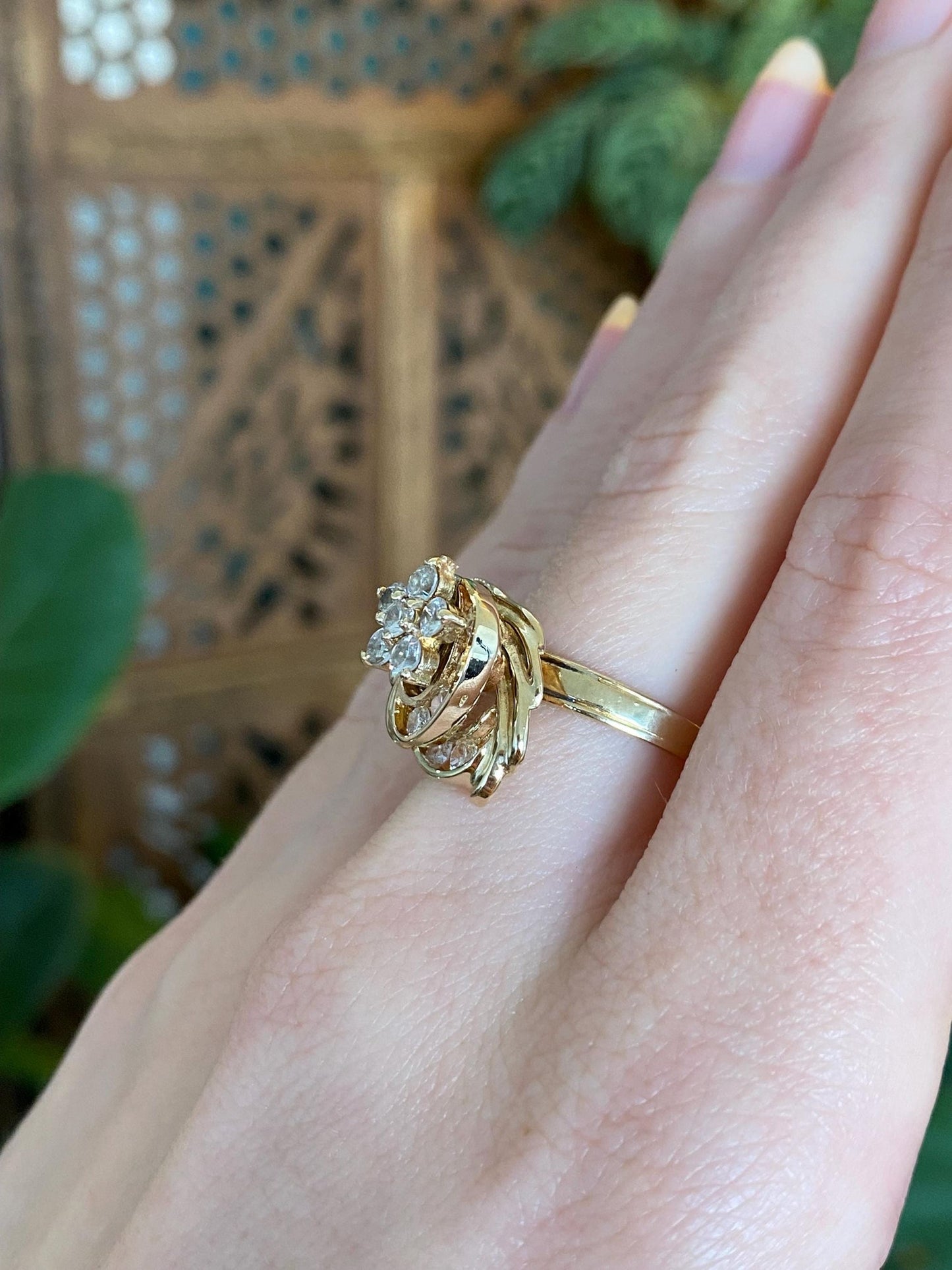 Vintage Solid 14k Yellow Gold Clear Cubic Zirconia Spinner Fidget Ring - Size 7.25