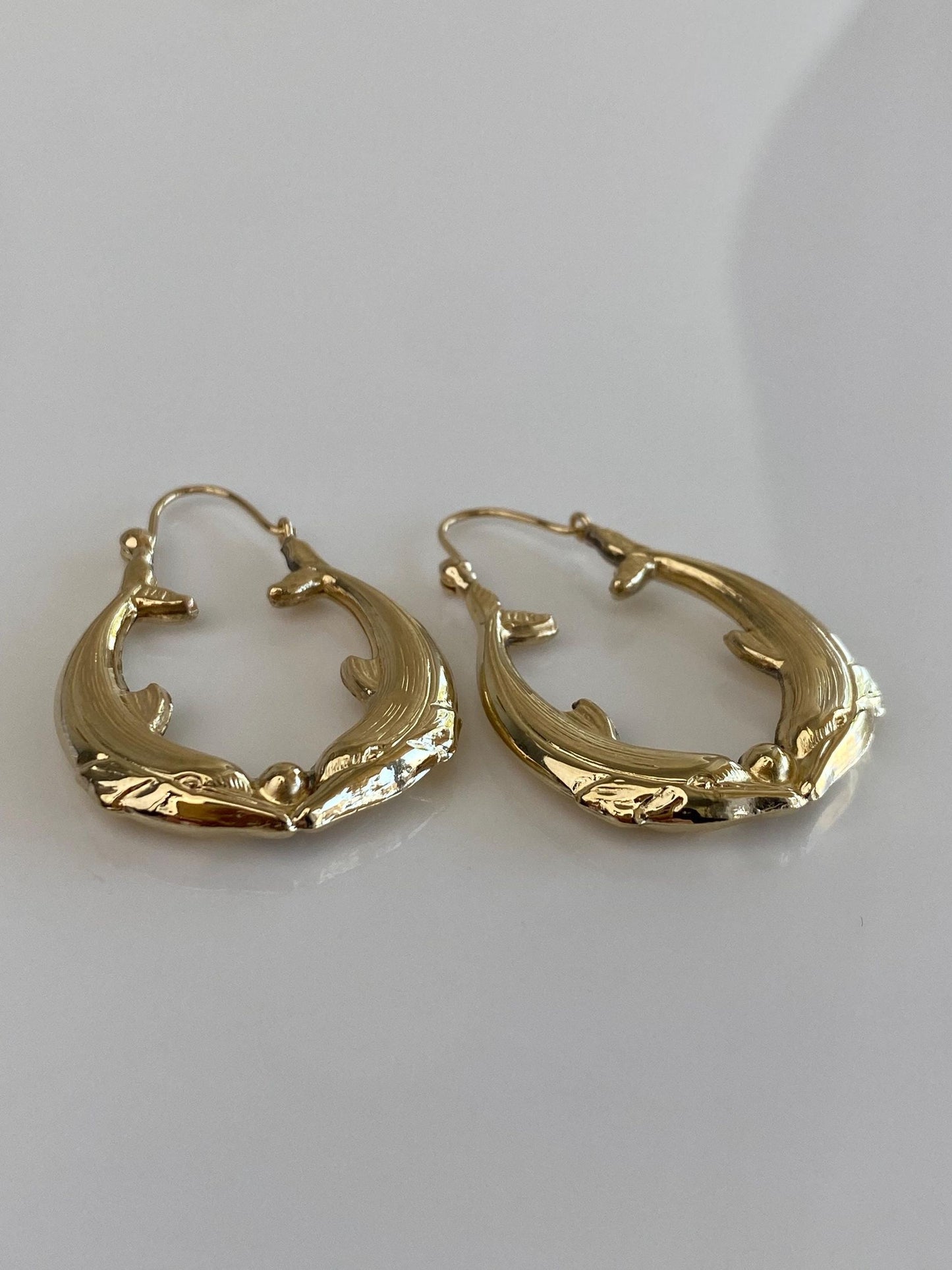 Vintage 14k Yellow Gold Dolphin Hoop Earrings