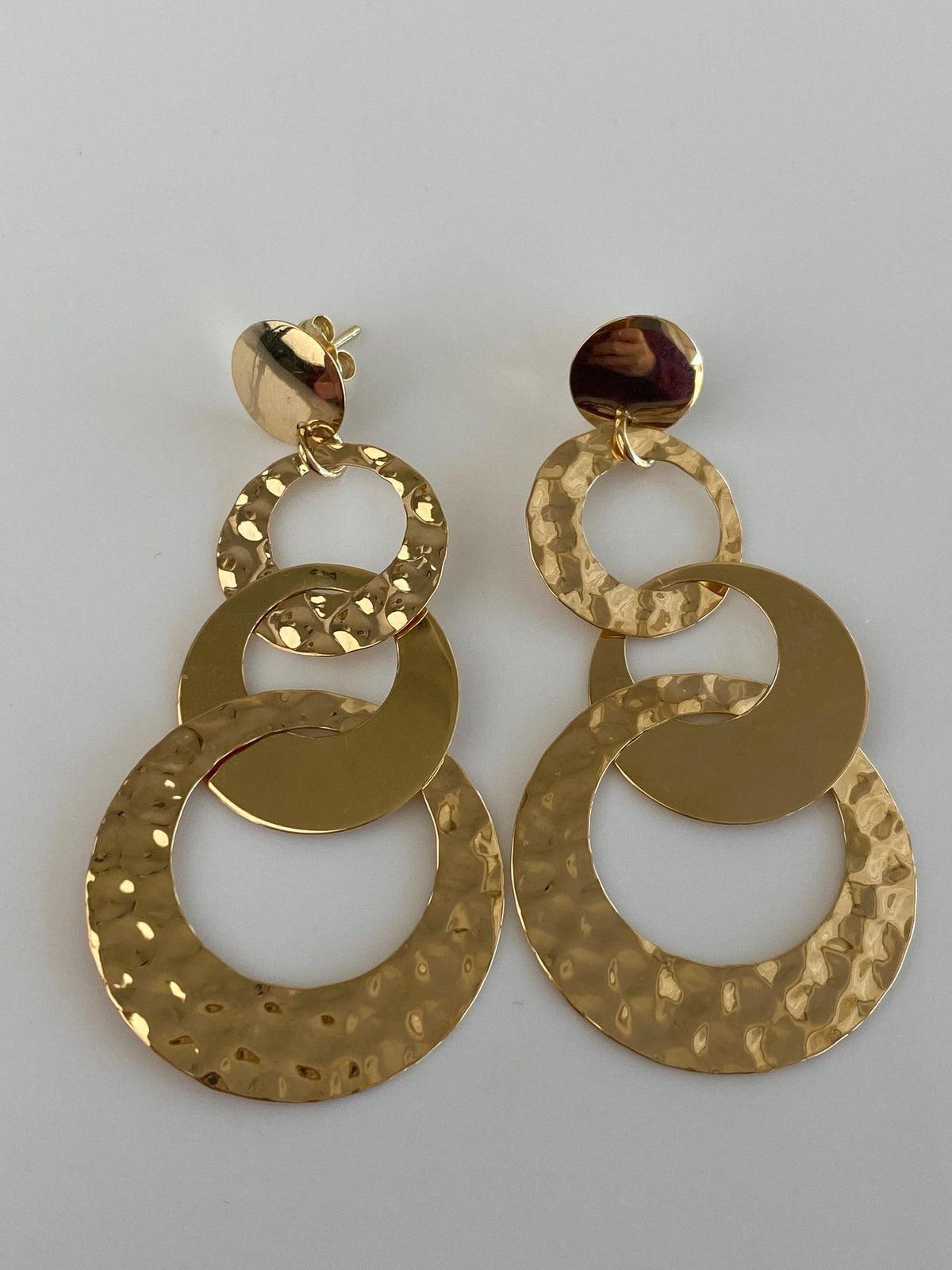Vintage Solid 18k Yellow Gold Hammered Texture Circles Dangle Stud Earrings