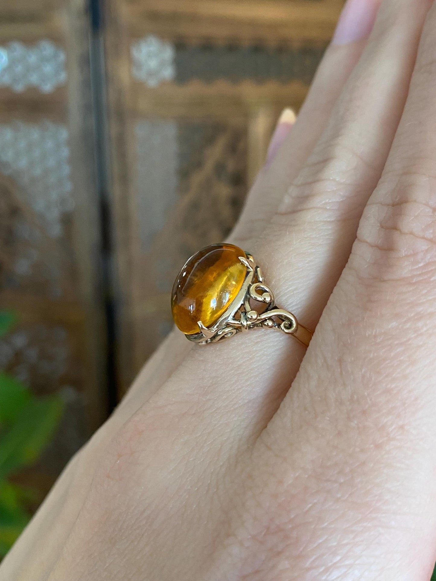 Vintage Solid 14k Yellow Gold Citrine Cabochon Ring - Size 7.25