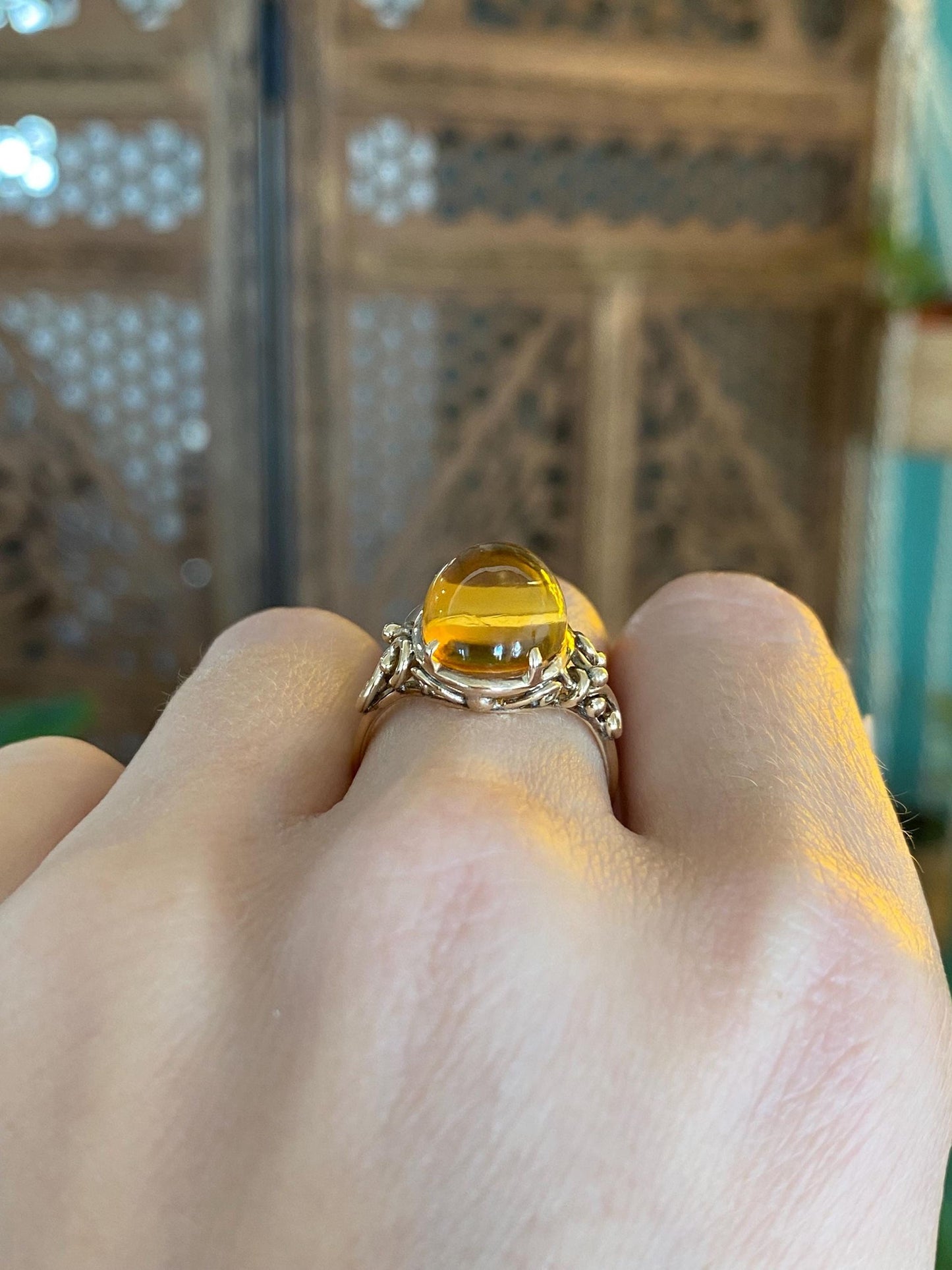 Vintage Solid 14k Yellow Gold Citrine Cabochon Ring - Size 7.25