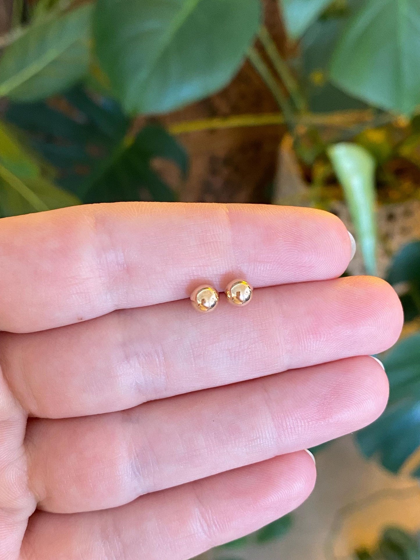 Vintage 10k Yellow Gold Ball Stud Earrings
