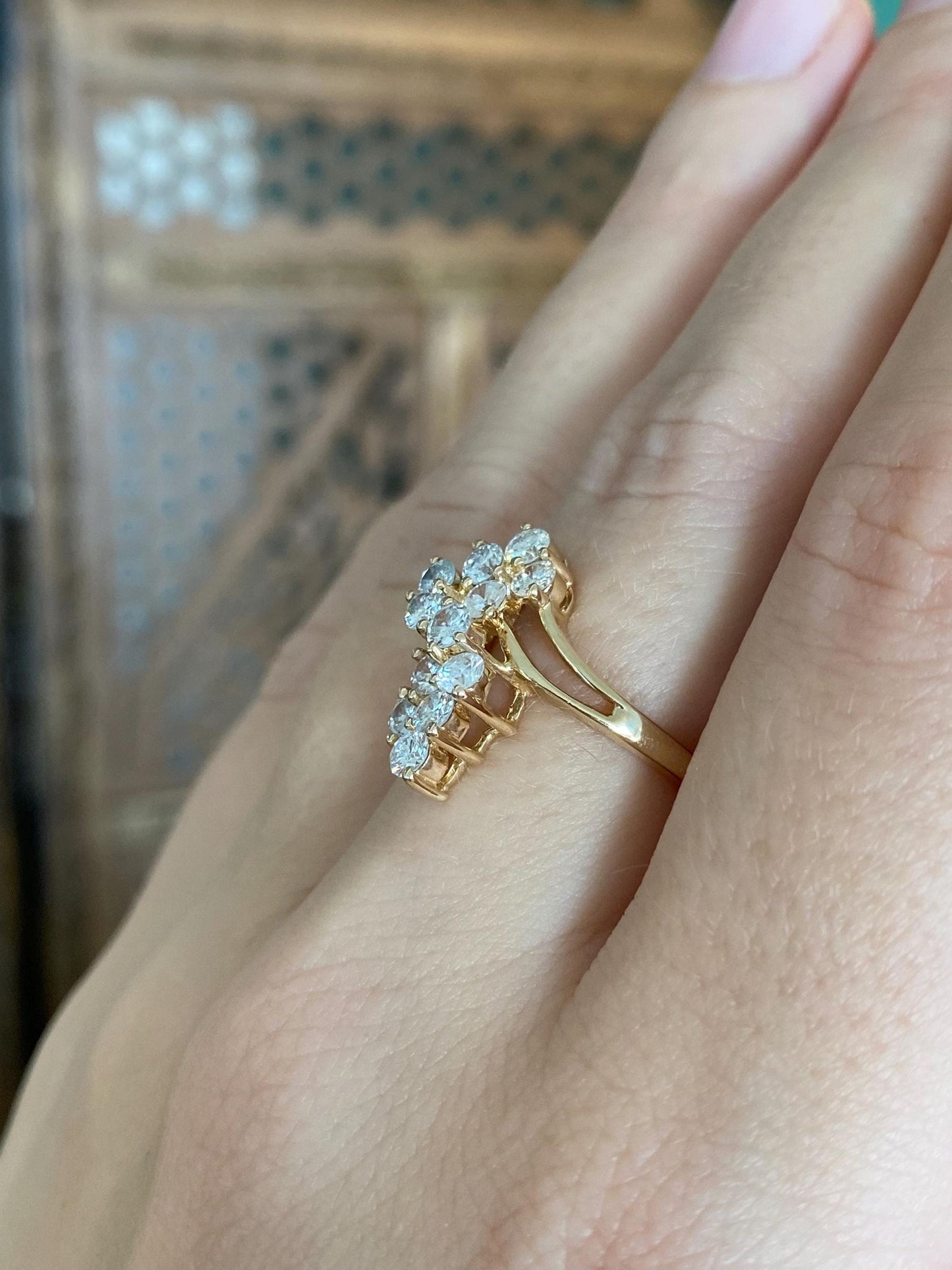 Vintage Solid 14k Yellow Gold Diamond Cluster Ring - Size 6.75