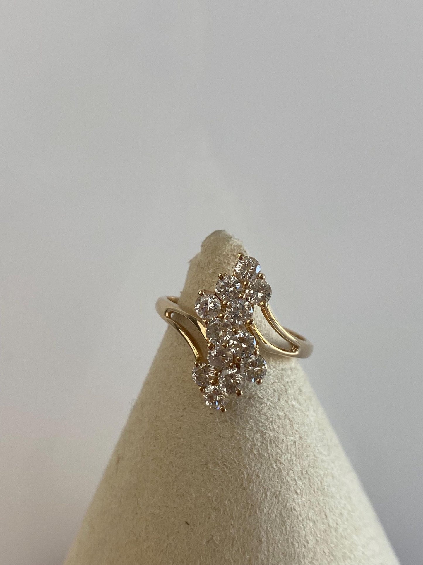 Vintage Solid 14k Yellow Gold Diamond Cluster Ring - Size 6.75