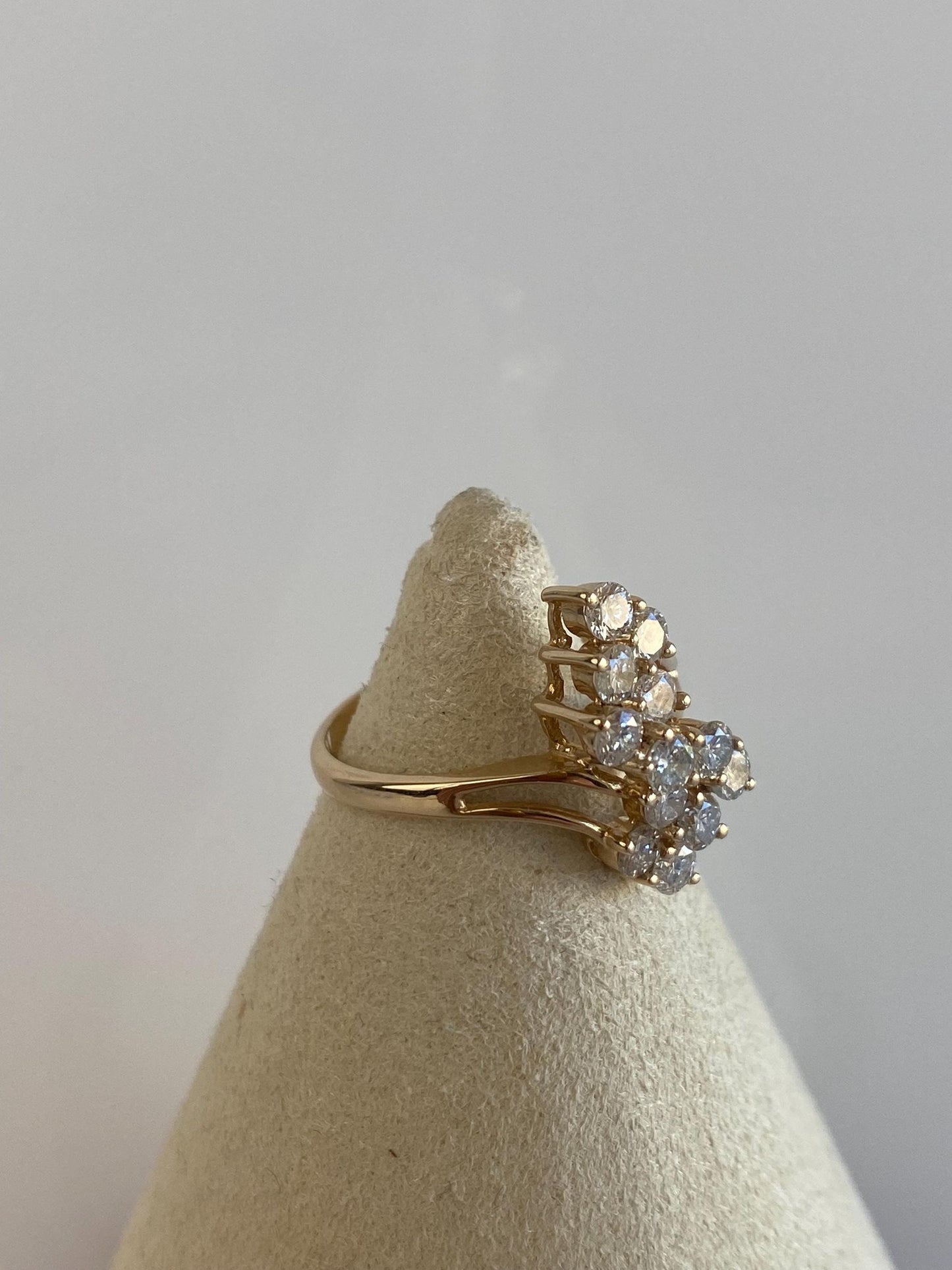 Vintage Solid 14k Yellow Gold Diamond Cluster Ring - Size 6.75