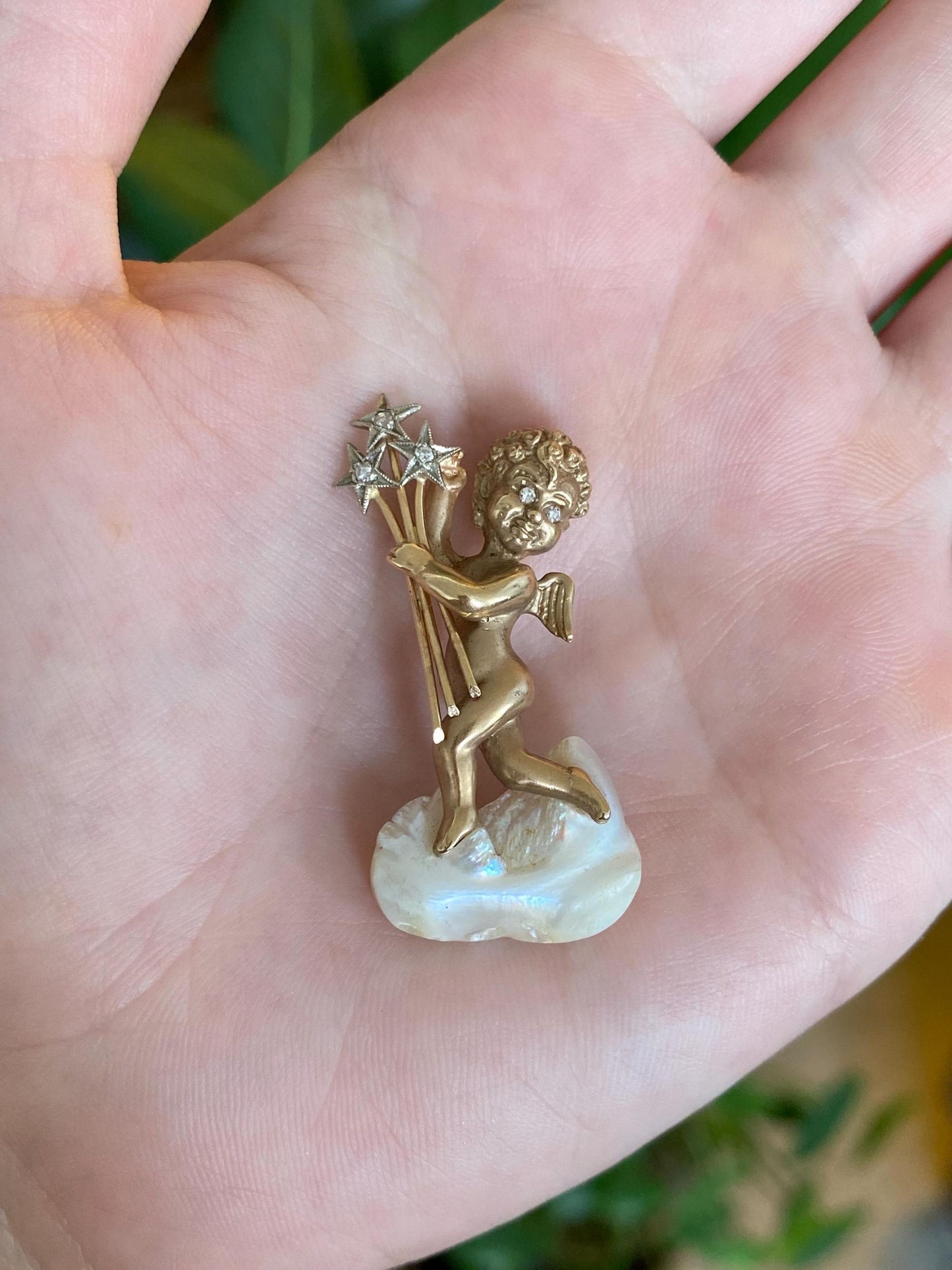 Vintage Solid 14k Yellow Gold Diamonds Freeform Pearl Cherub Brooch Pin