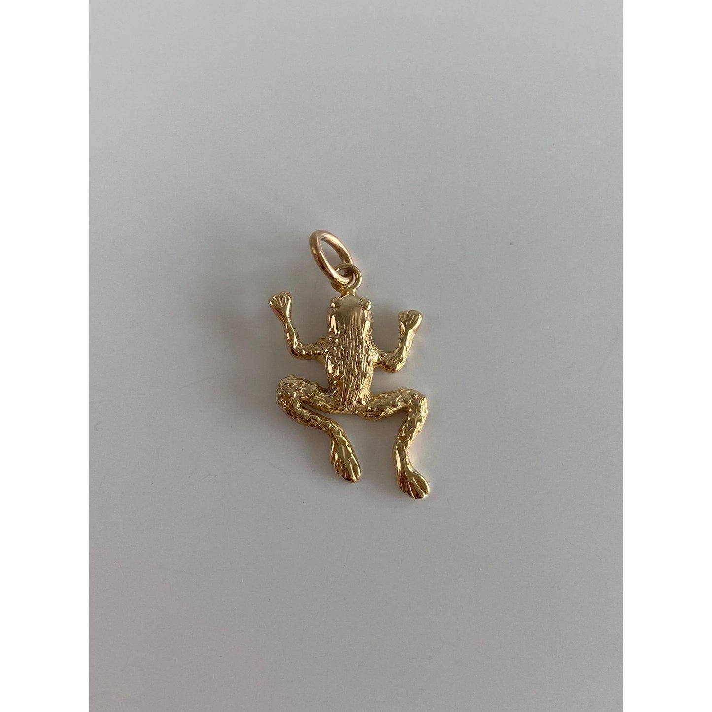Vintage Solid 14k Yellow Gold Frog Charm