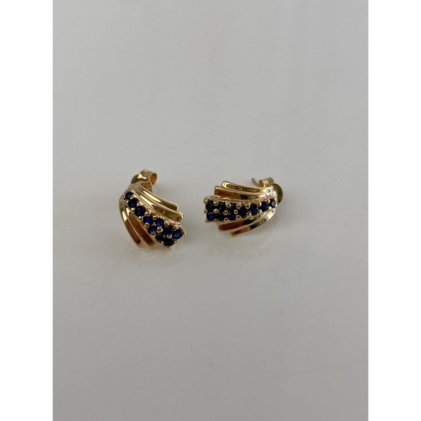 Solid 14k Yellow Gold Blue Sapphire Fluted Drop Earrings