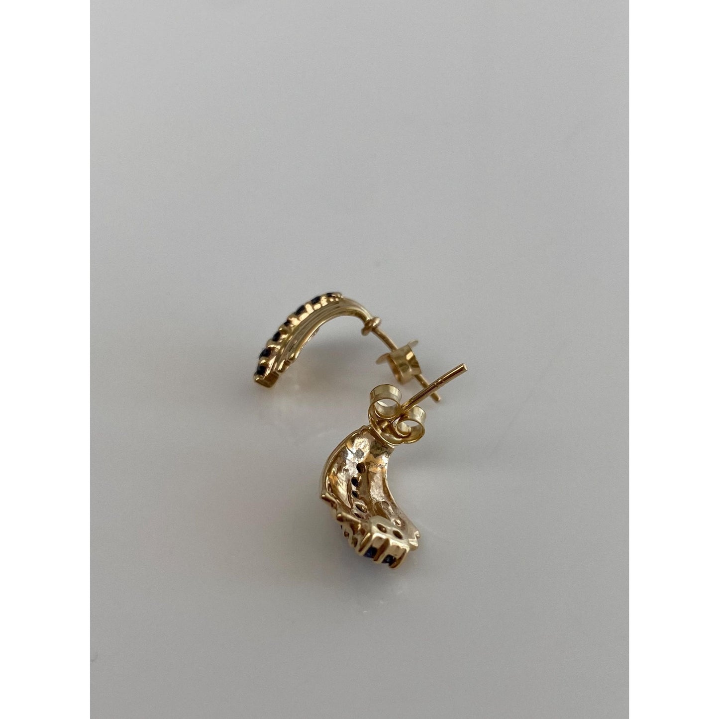 Solid 14k Yellow Gold Blue Sapphire Fluted Drop Earrings