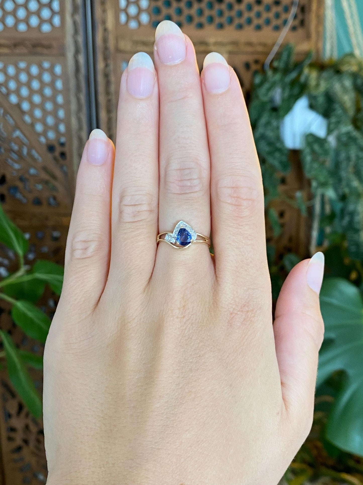 Vintage Solid 14k White & Yellow Gold Diamond Sapphire Ring - Size 6