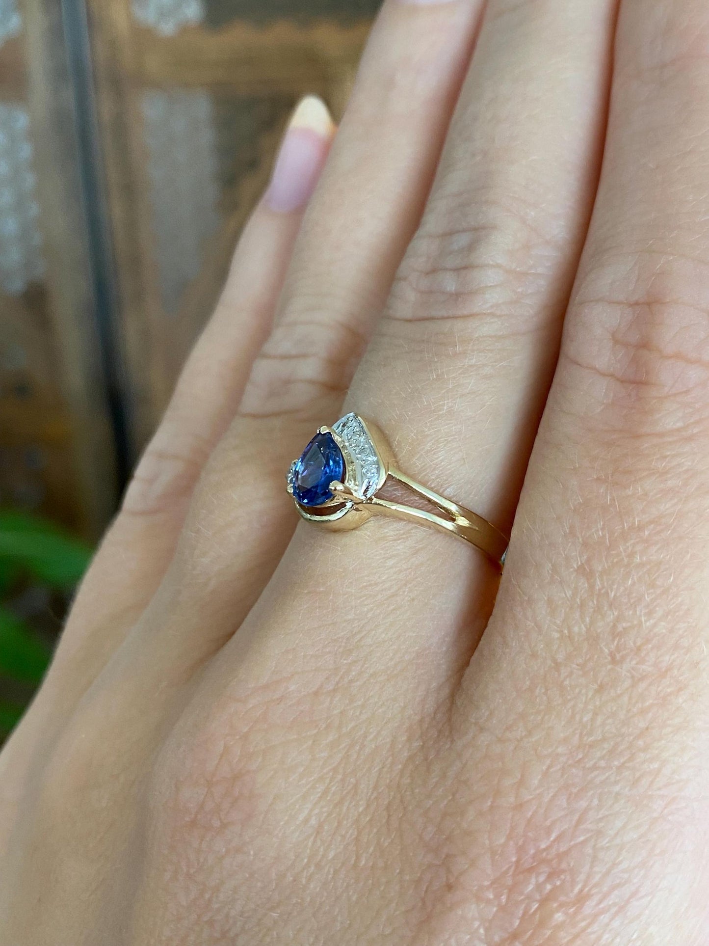 Vintage Solid 14k White & Yellow Gold Diamond Sapphire Ring - Size 6