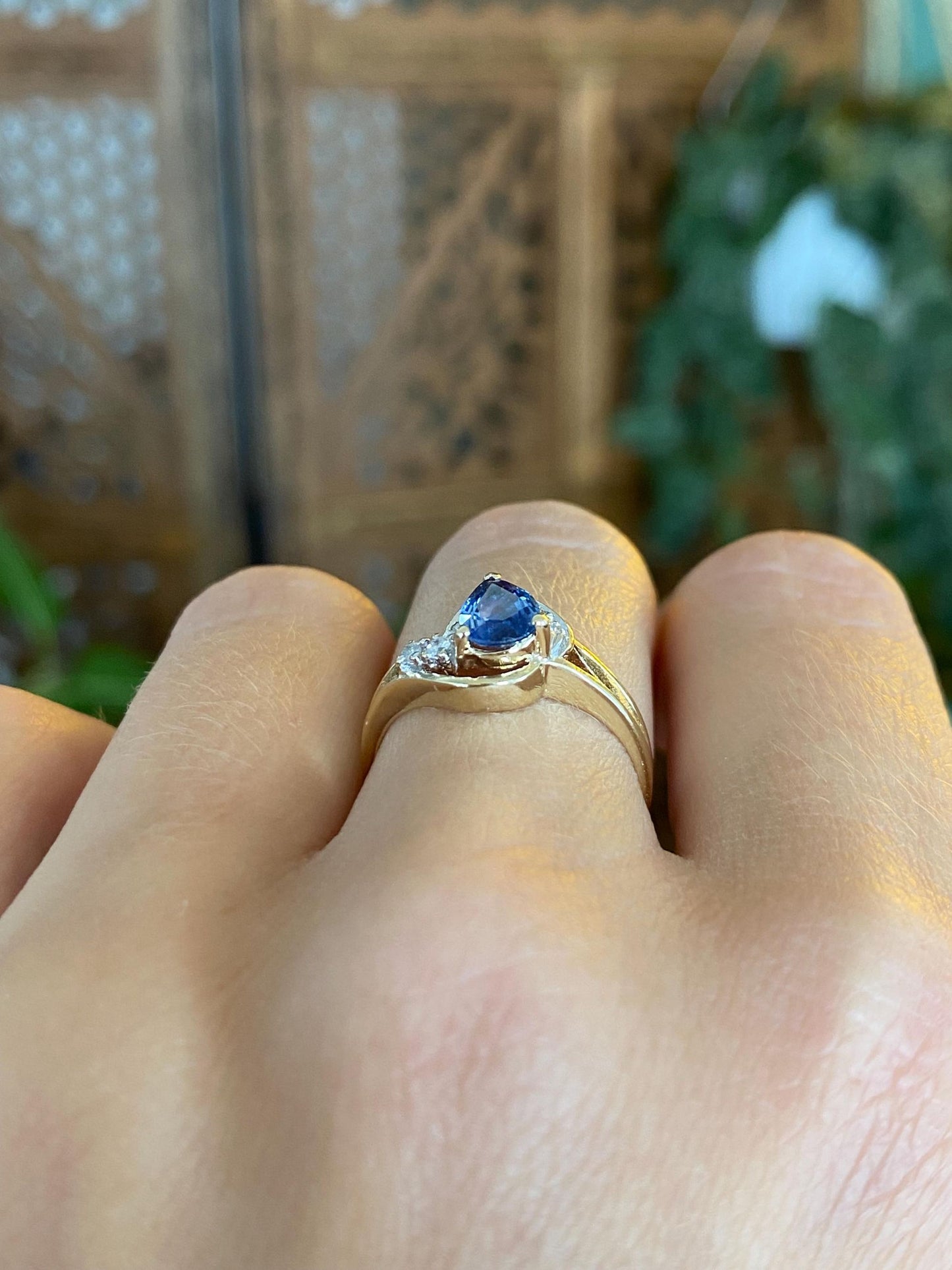 Vintage Solid 14k White & Yellow Gold Diamond Sapphire Ring - Size 6