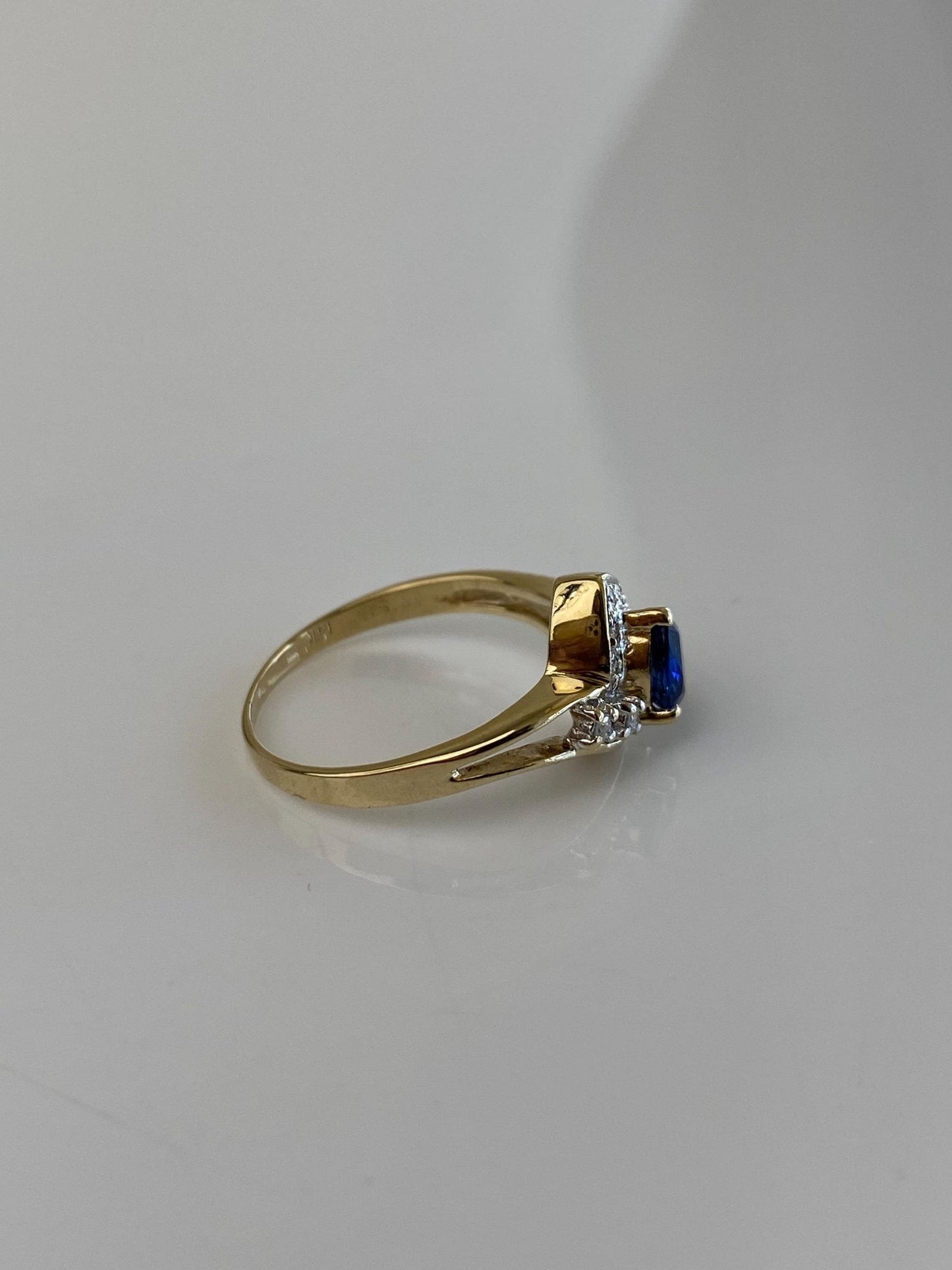 Vintage Solid 14k White & Yellow Gold Diamond Sapphire Ring - Size 6