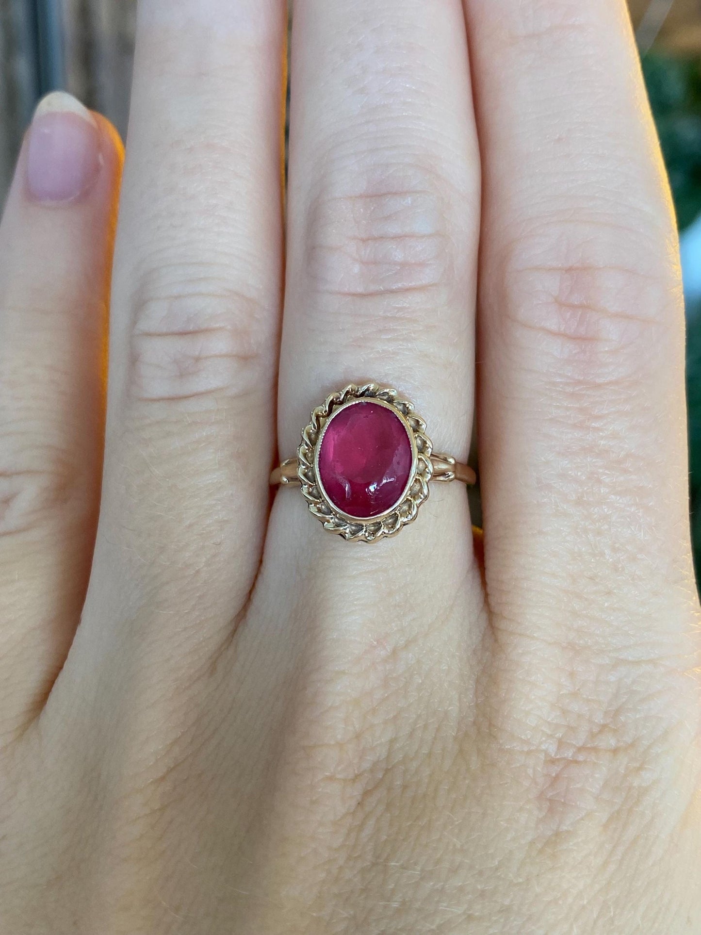 Vintage Solid 9k Yellow Gold Pink Cubic Zirconia Ring - Size 6.5