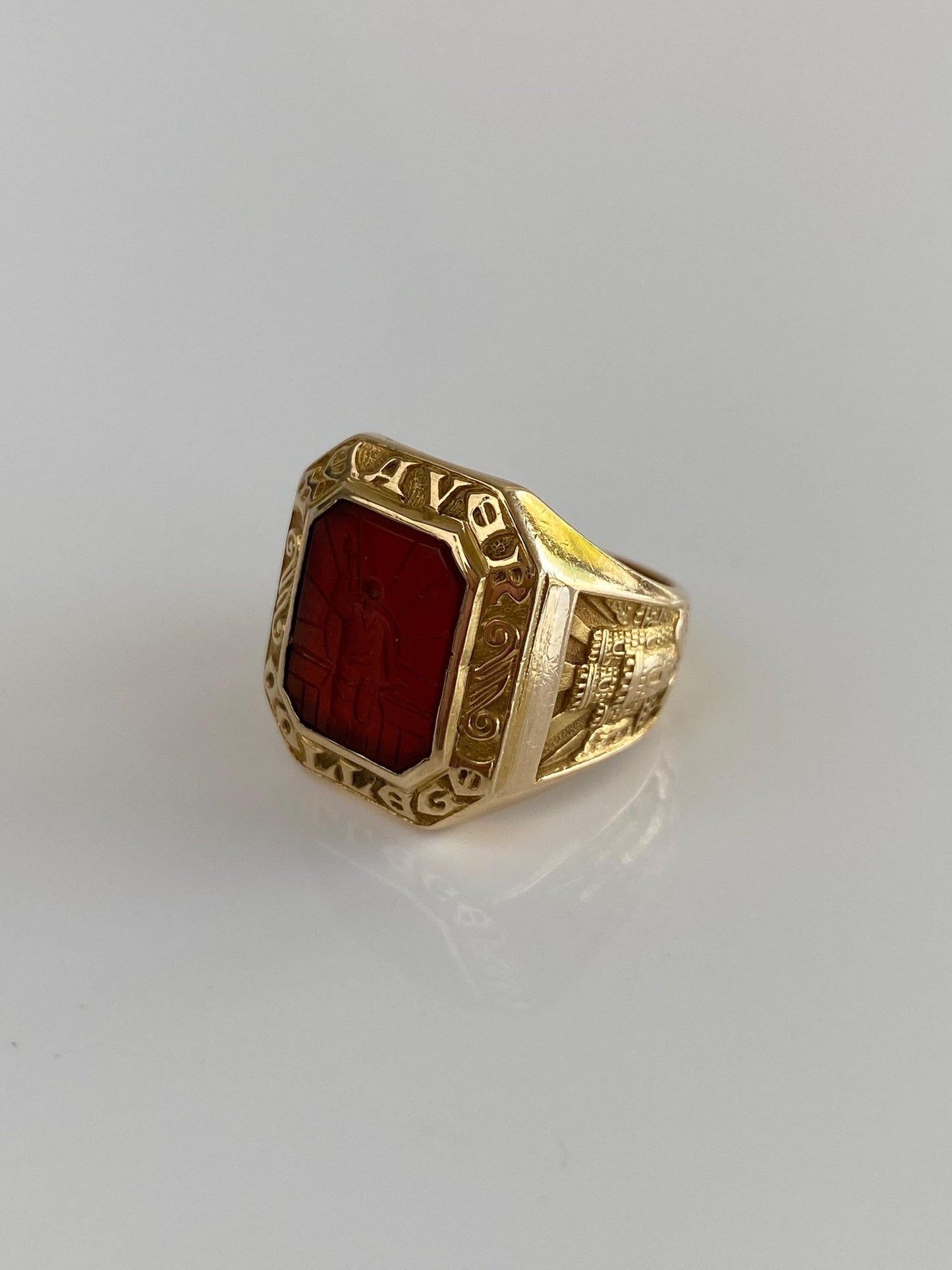 Vintage Solid 14k Yellow Gold Carnelian Intaglio Ring - Size 5.25