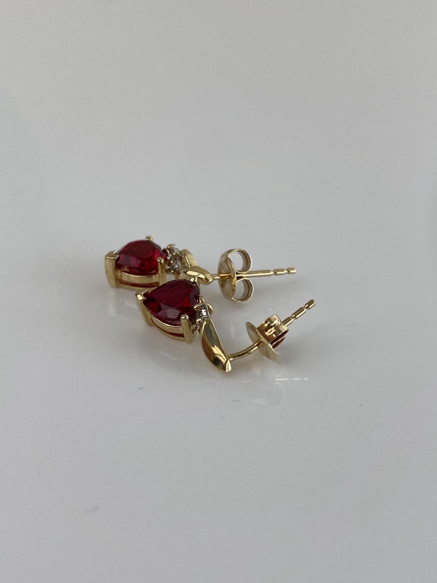 Vintage Solid 10k Yellow Gold Diamond Ruby Heart Dangle Stud Earrings