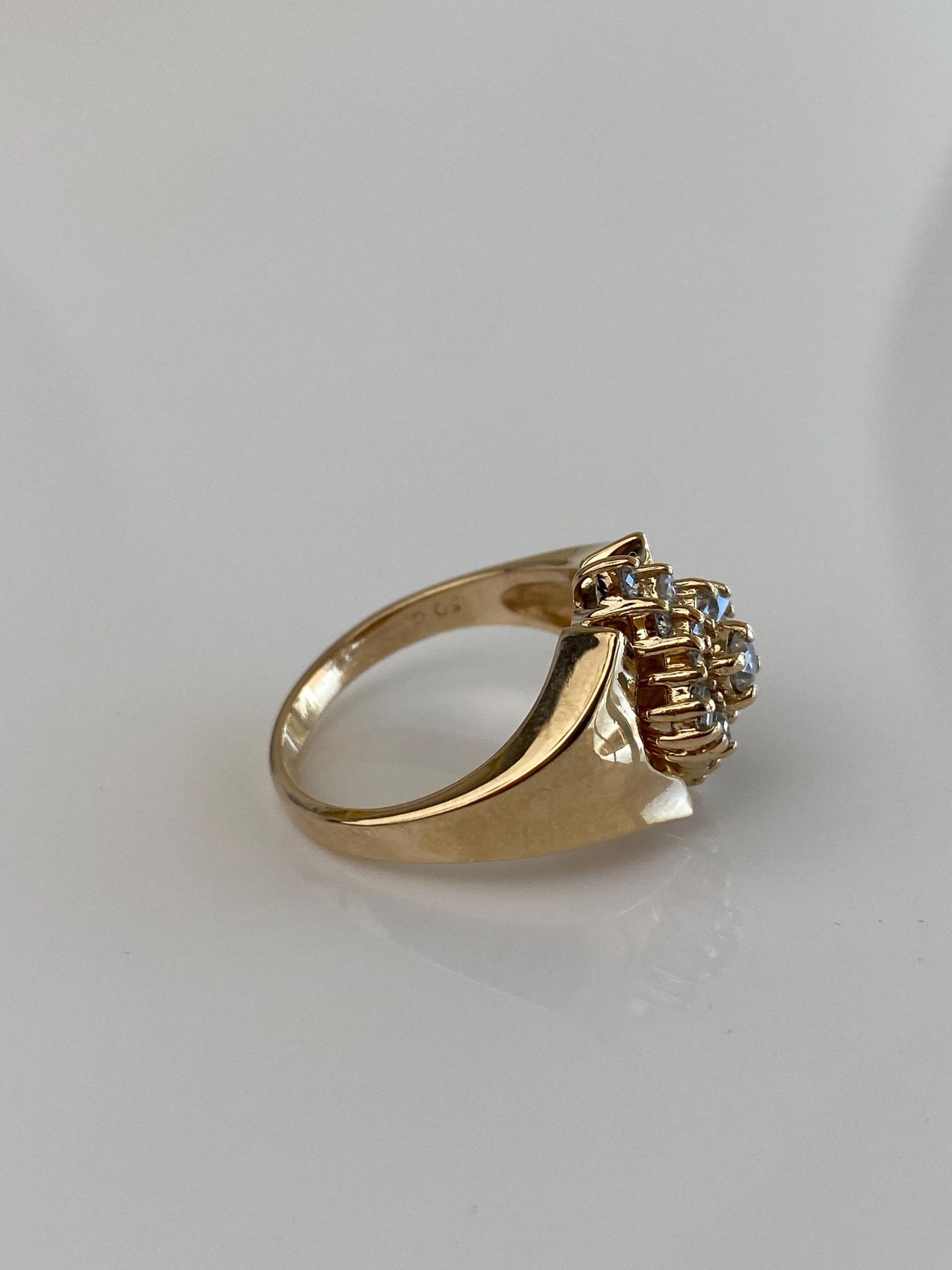 Vintage Solid 14k Yellow Gold Round & Baguette Diamond Cluster Ring - Size 6