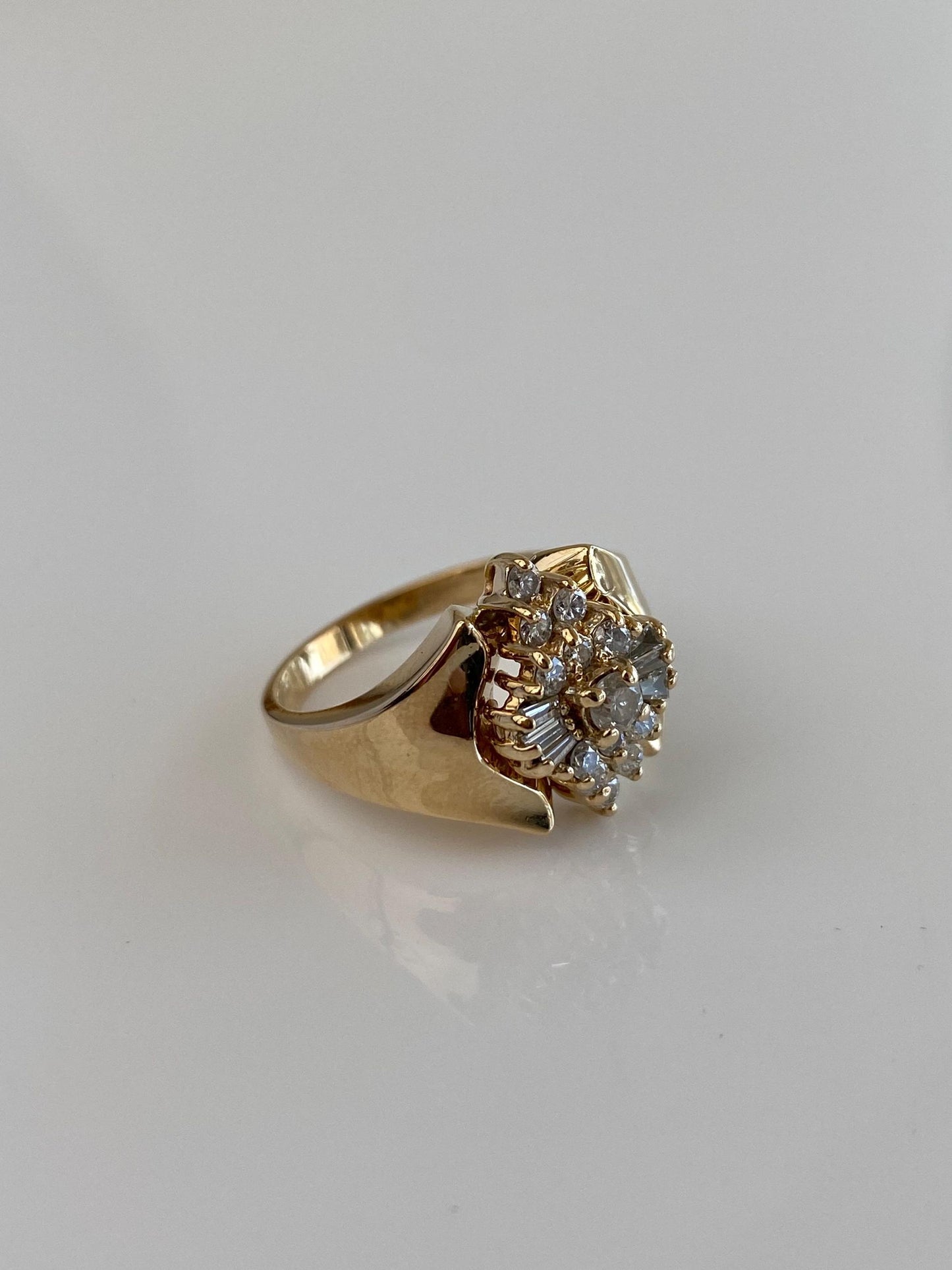 Vintage Solid 14k Yellow Gold Round & Baguette Diamond Cluster Ring - Size 6