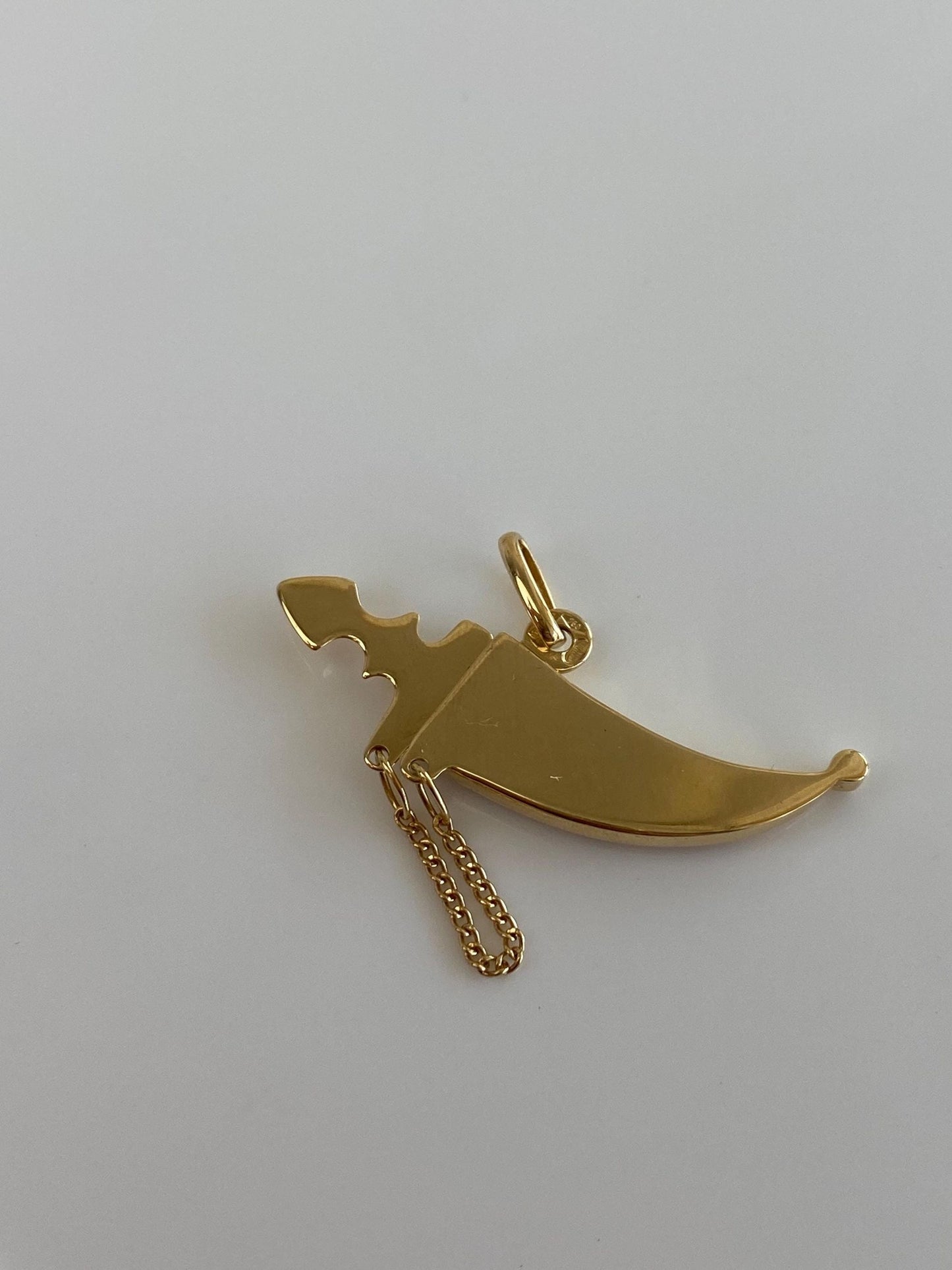 Vintage Solid 18k Yellow Gold Filigree Dagger & Sheath Charm