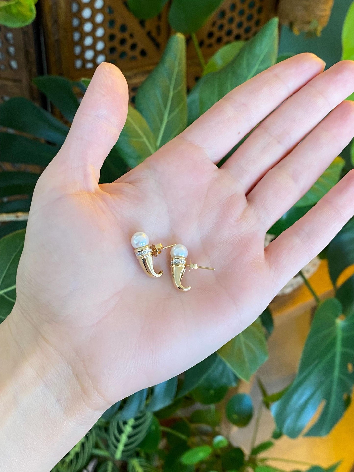 Vintage 14k Yellow Gold Diamond Pearl Talon Drop Earrings