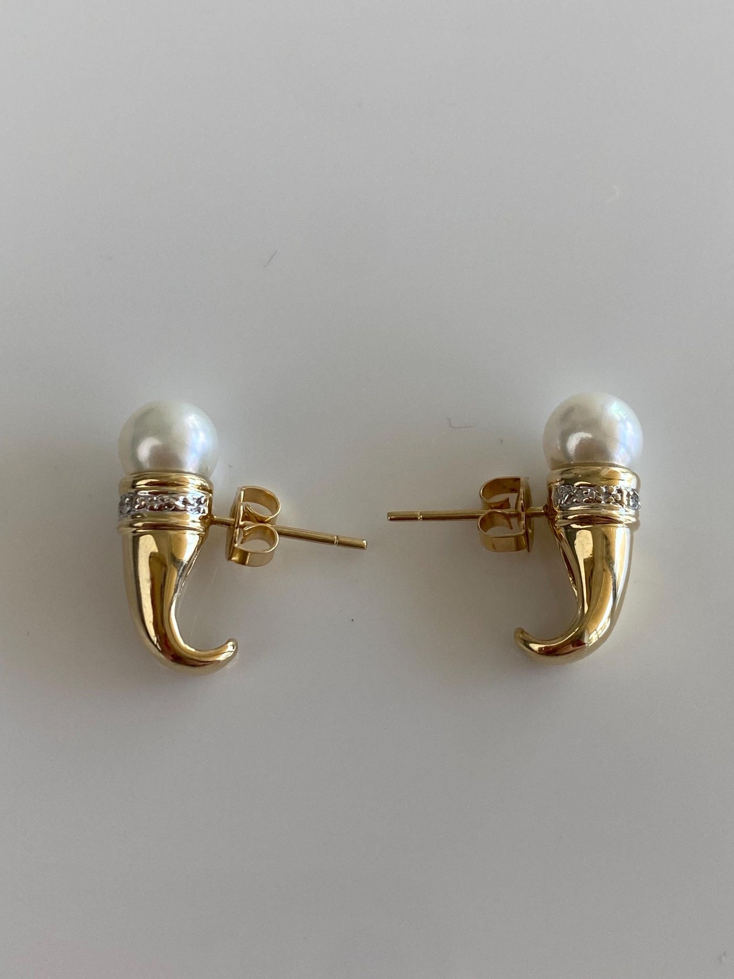 Vintage 14k Yellow Gold Diamond Pearl Talon Drop Earrings